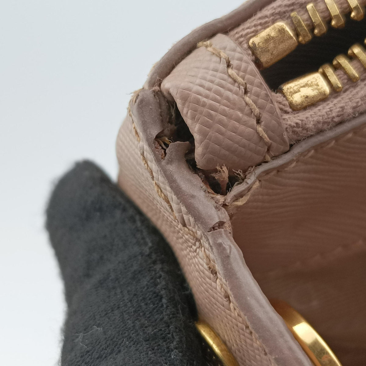 Secondhand Prada Galleria Pink SAFFIANO Leather BN2274 handbag | stylenewstar