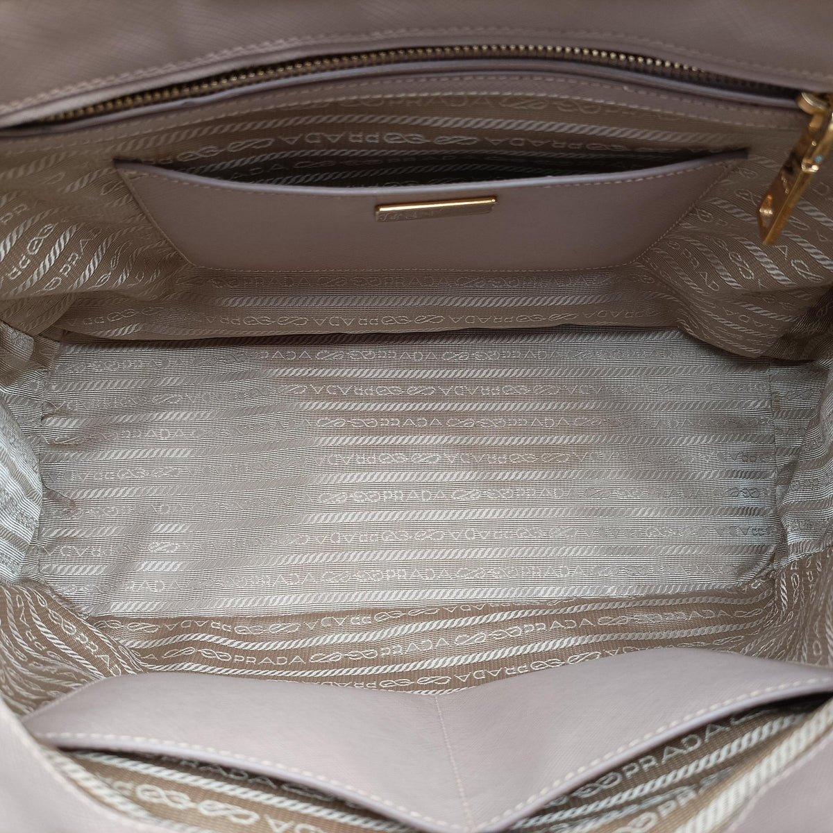 Secondhand Prada Galleria Pink SAFFIANO Leather BN2274 handbag | stylenewstar