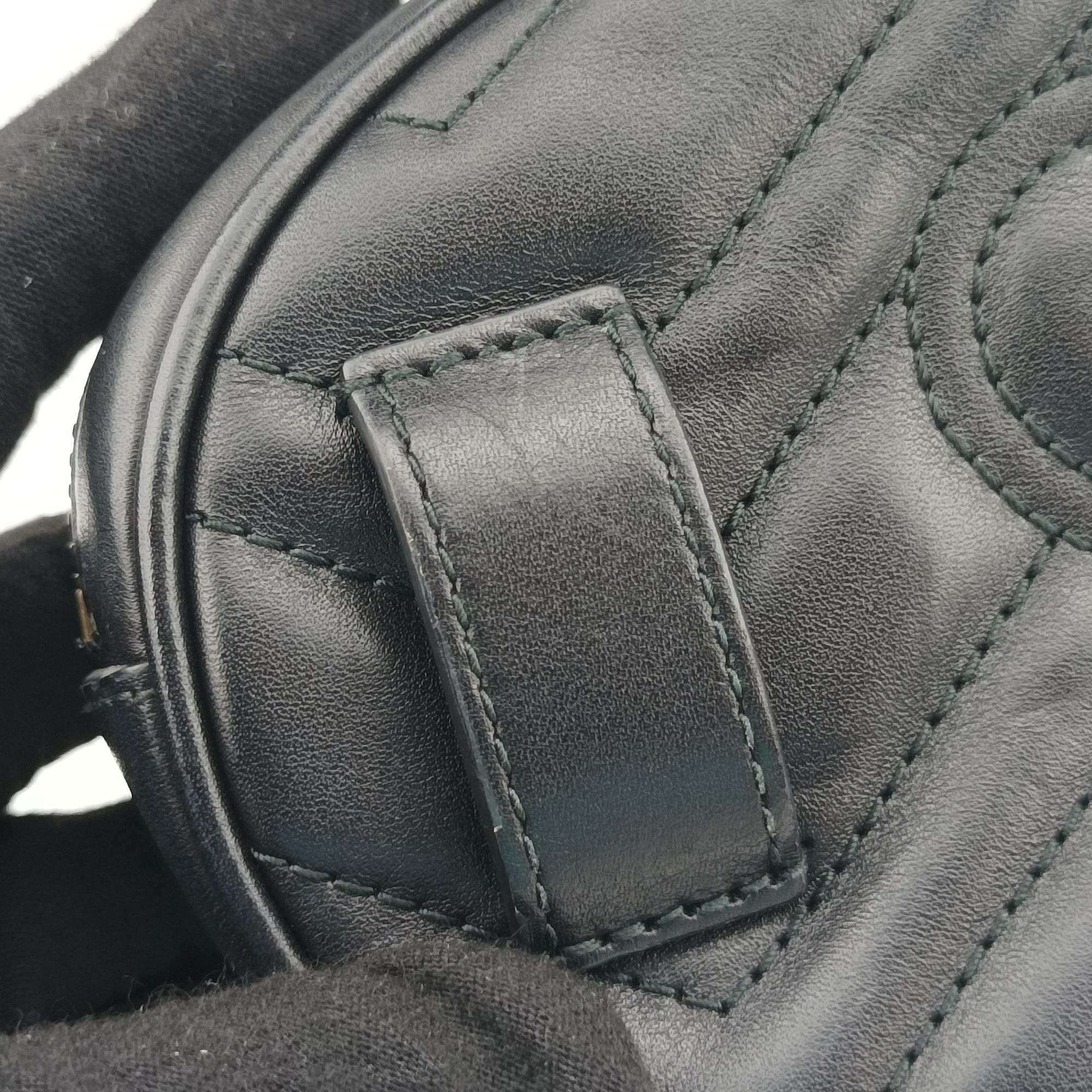 Secondhand Gucci GG Marmont Black Leather 476434 bum bag/waist bag | stylenewstar