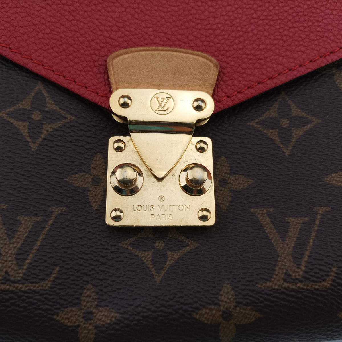 Pre-owned Louis Vuitton PALLAS Chain Brown×CERISE Monogram Canvas×calf leather M41201 shoulderbag | stylenewstar