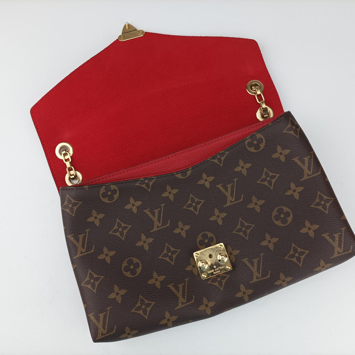 Pre-owned Louis Vuitton PALLAS Chain Brown×CERISE Monogram Canvas×calf leather M41201 shoulderbag | stylenewstar
