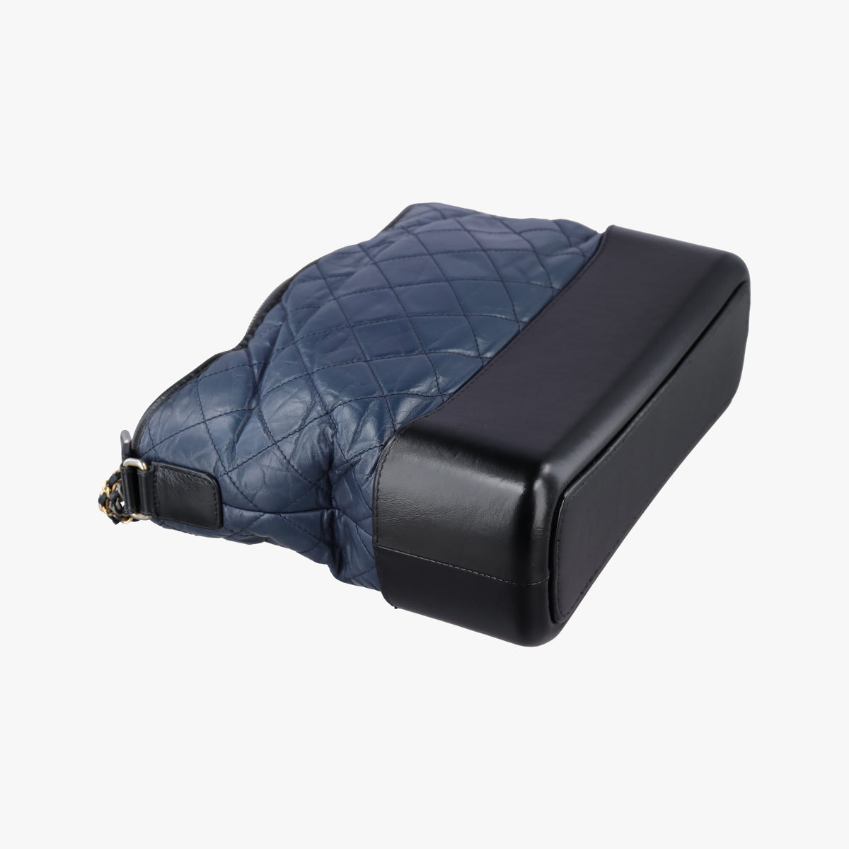 Secondhand Chanel GABRIELLE Black×navy Leather A93824 shoulderbag | stylenewstar