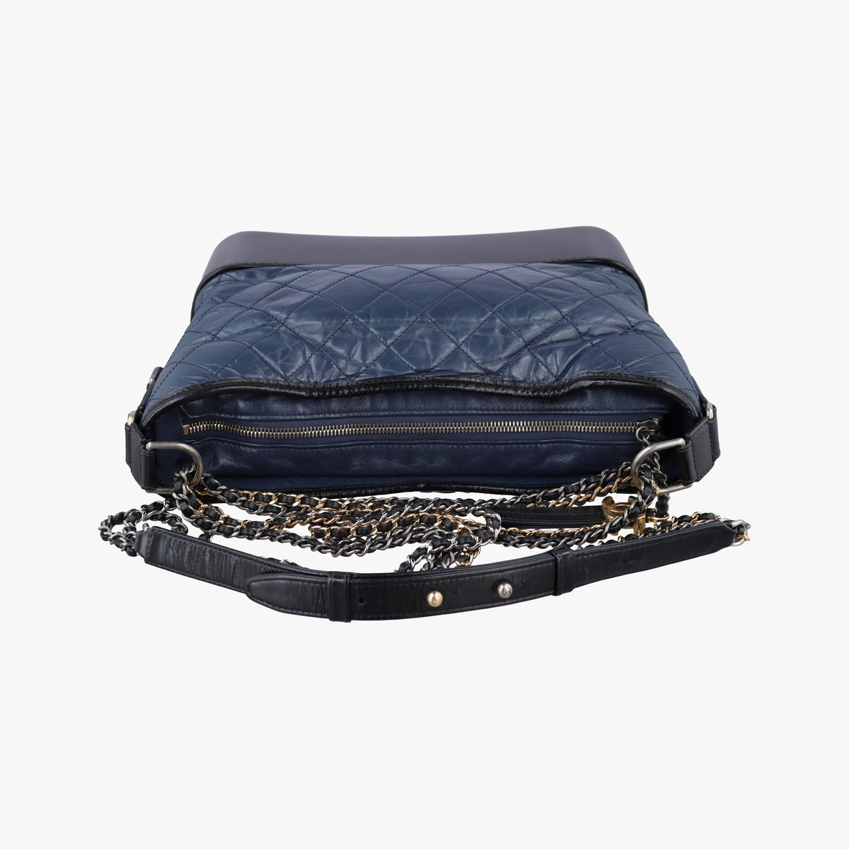 Secondhand Chanel GABRIELLE Black×navy Leather A93824 shoulderbag | stylenewstar