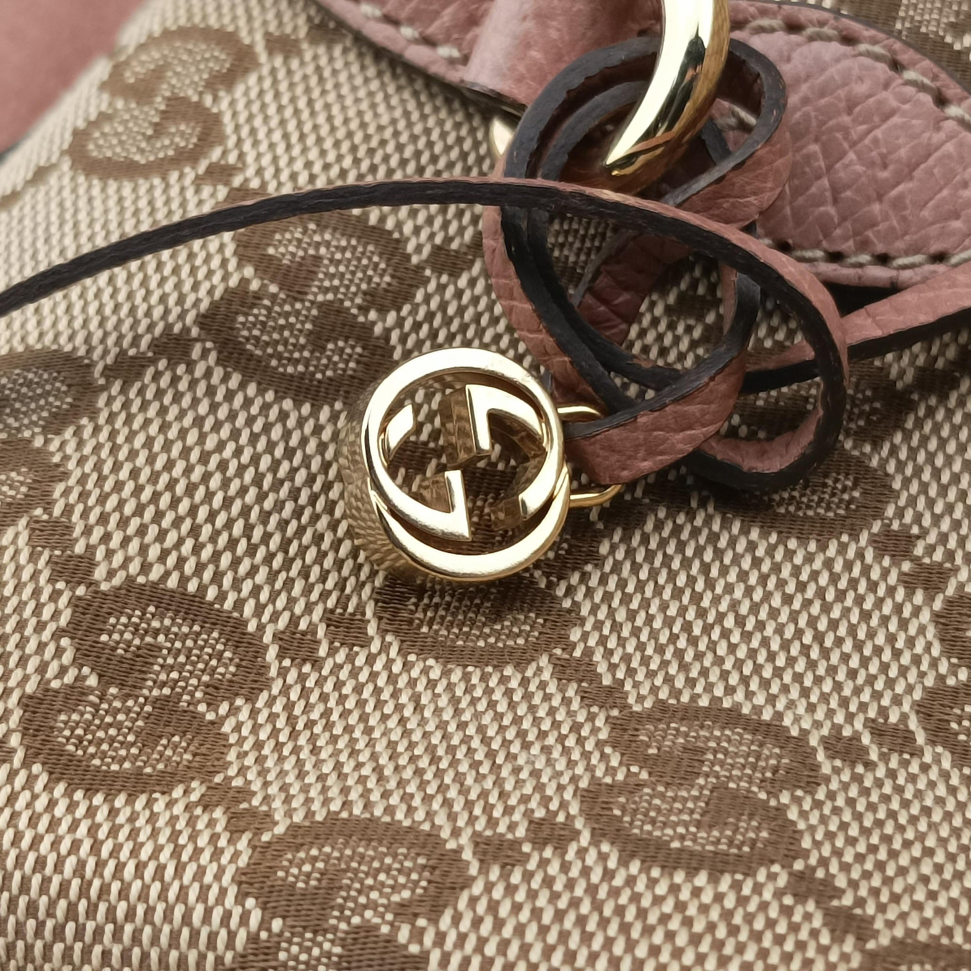Vintage Gucci Guccissima Bree khaki×pink Canvas×Leather 353120 handbag | stylenewstar