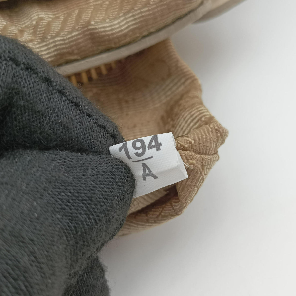 Vintage Prada Canapa Logo khaki×White Canvas×Leather BN2832 handbag | stylenewstar