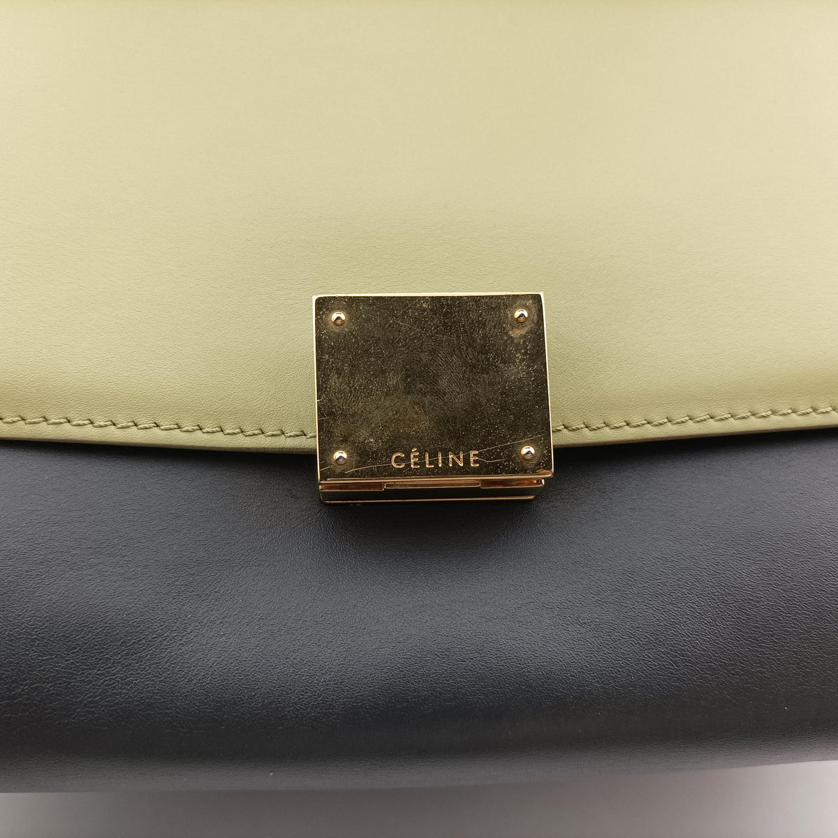 Pre-owned Celine Trapeze Green×Black×White leather  shoulderbag | stylenewstar