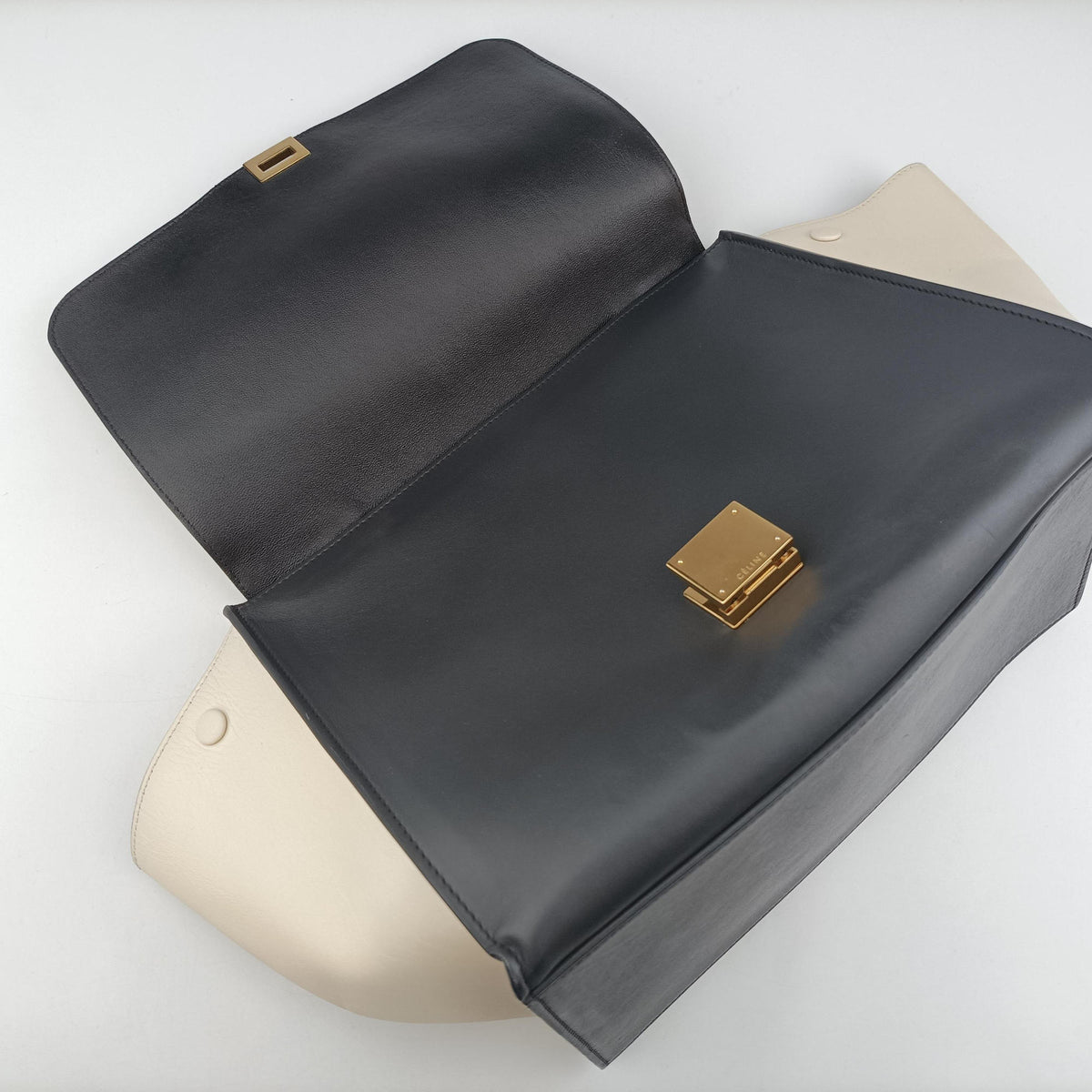 Pre-owned Celine Trapeze Green×Black×White leather  shoulderbag | stylenewstar