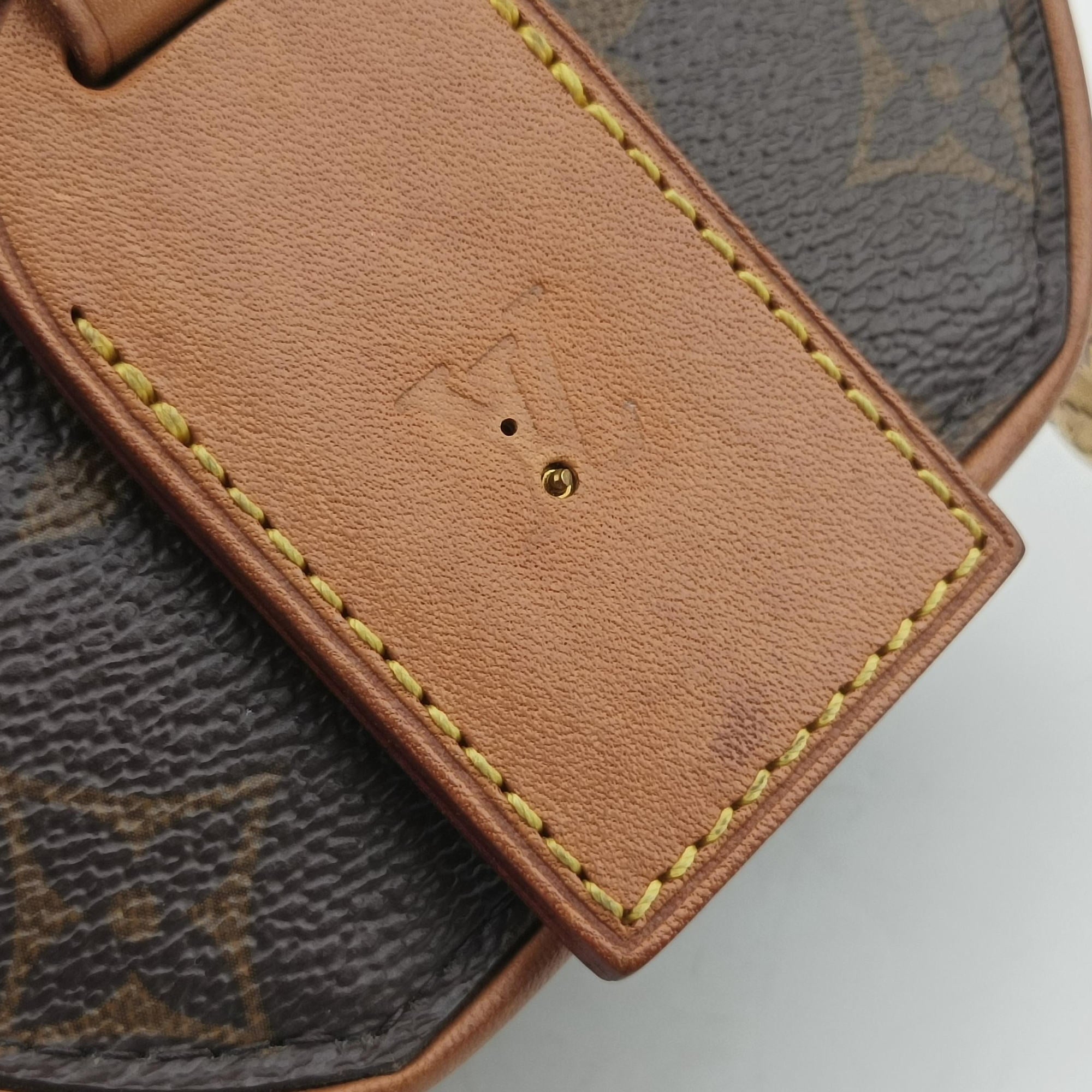 Secondhand Louis Vuitton BOITE CHAPEAU Brown Monogram Canvas M44699 shoulderbag | stylenewstar
