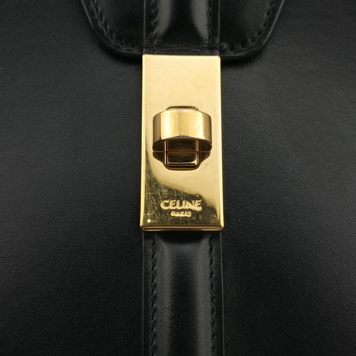 Pre-owned Celine 16 Bag Black Calfskin  shoulderbag | stylenewstar