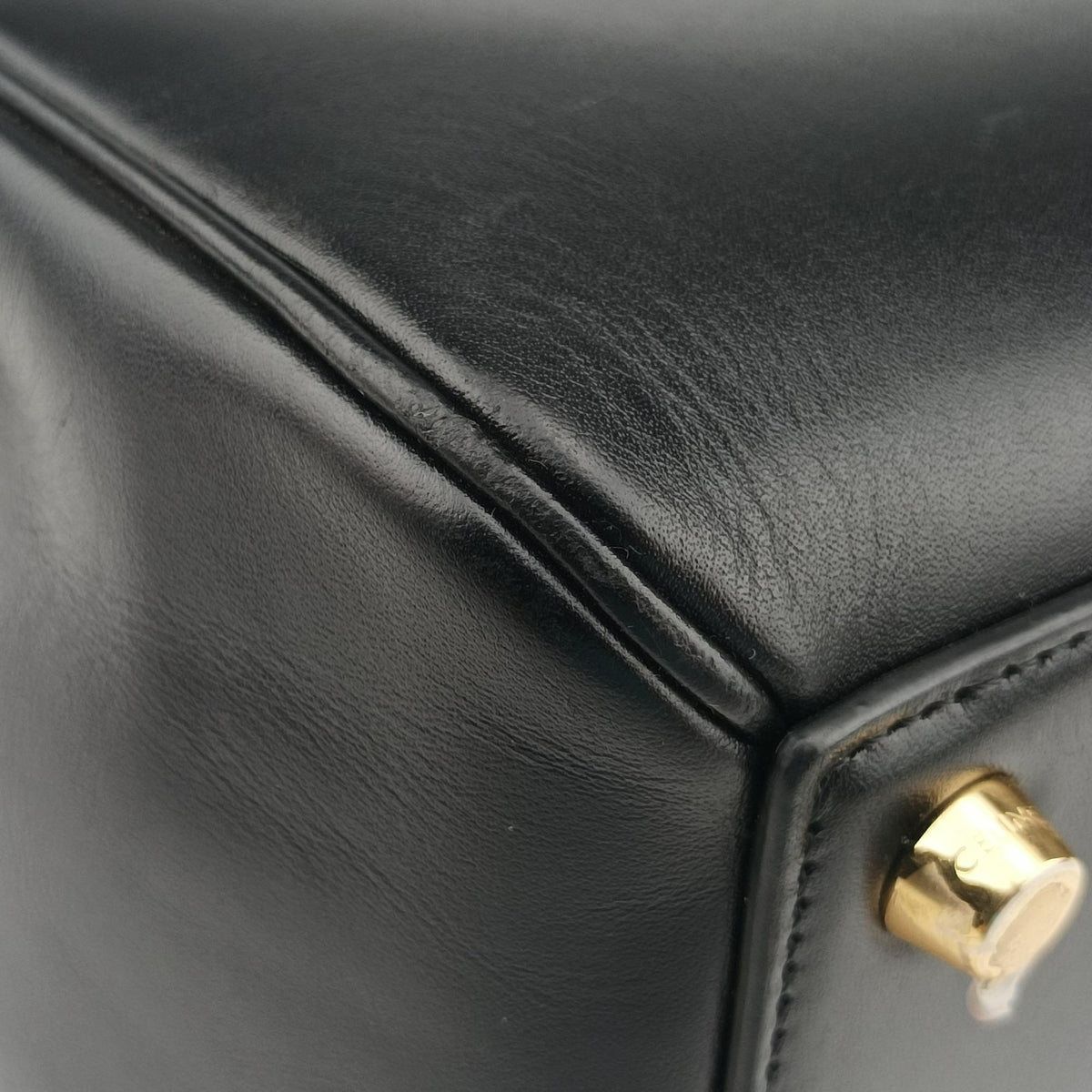 Pre-owned Celine 16 Bag Black Calfskin  shoulderbag | stylenewstar