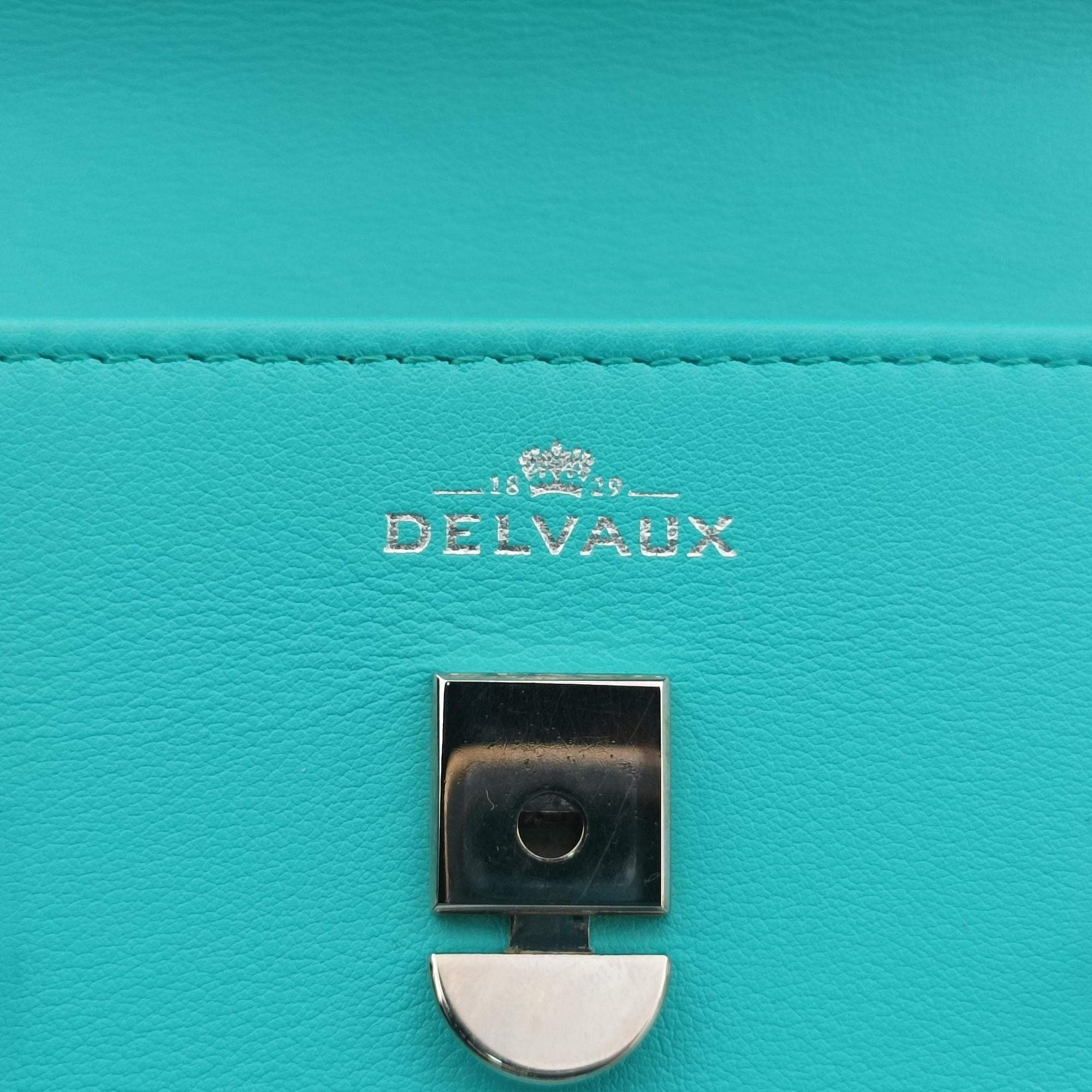 Pre-owned Delvaux Tan pete Blue Leather  shoulderbag | stylenewstar