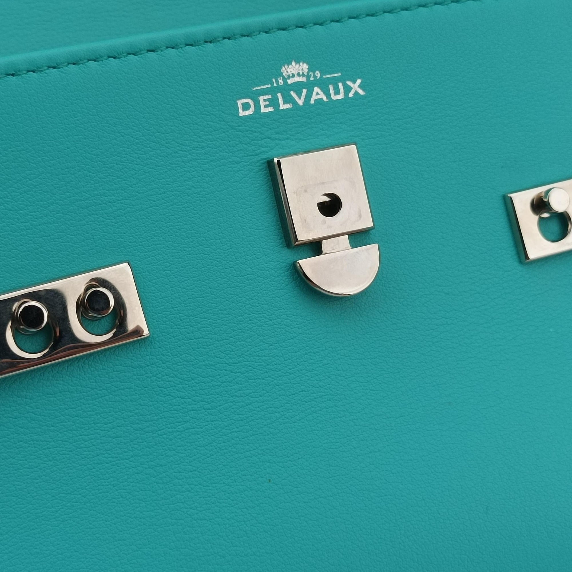 Pre-owned Delvaux Tan pete Blue Leather  shoulderbag | stylenewstar