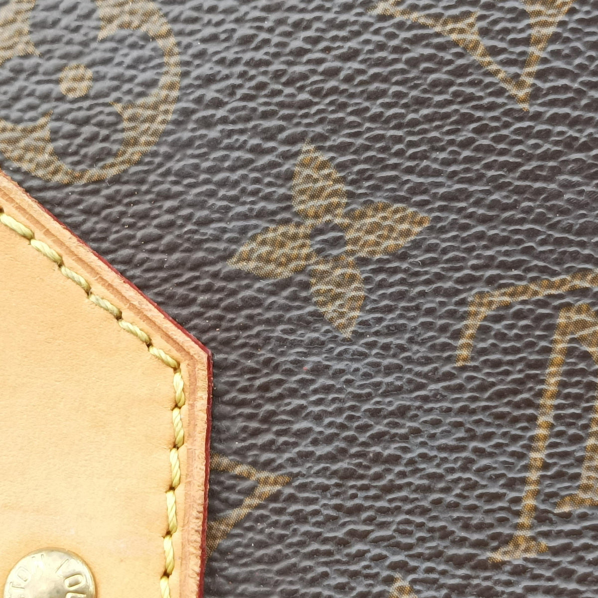Pre-owned Louis Vuitton Alma BB　 Brown Monogram Canvas M53152 handbag | stylenewstar