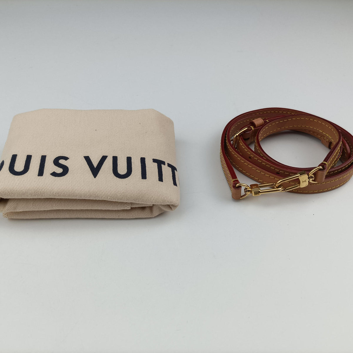 Pre-owned Louis Vuitton Vivienne Nano Noe AZUR Damier Canvas N40511 shoulderbag | stylenewstar
