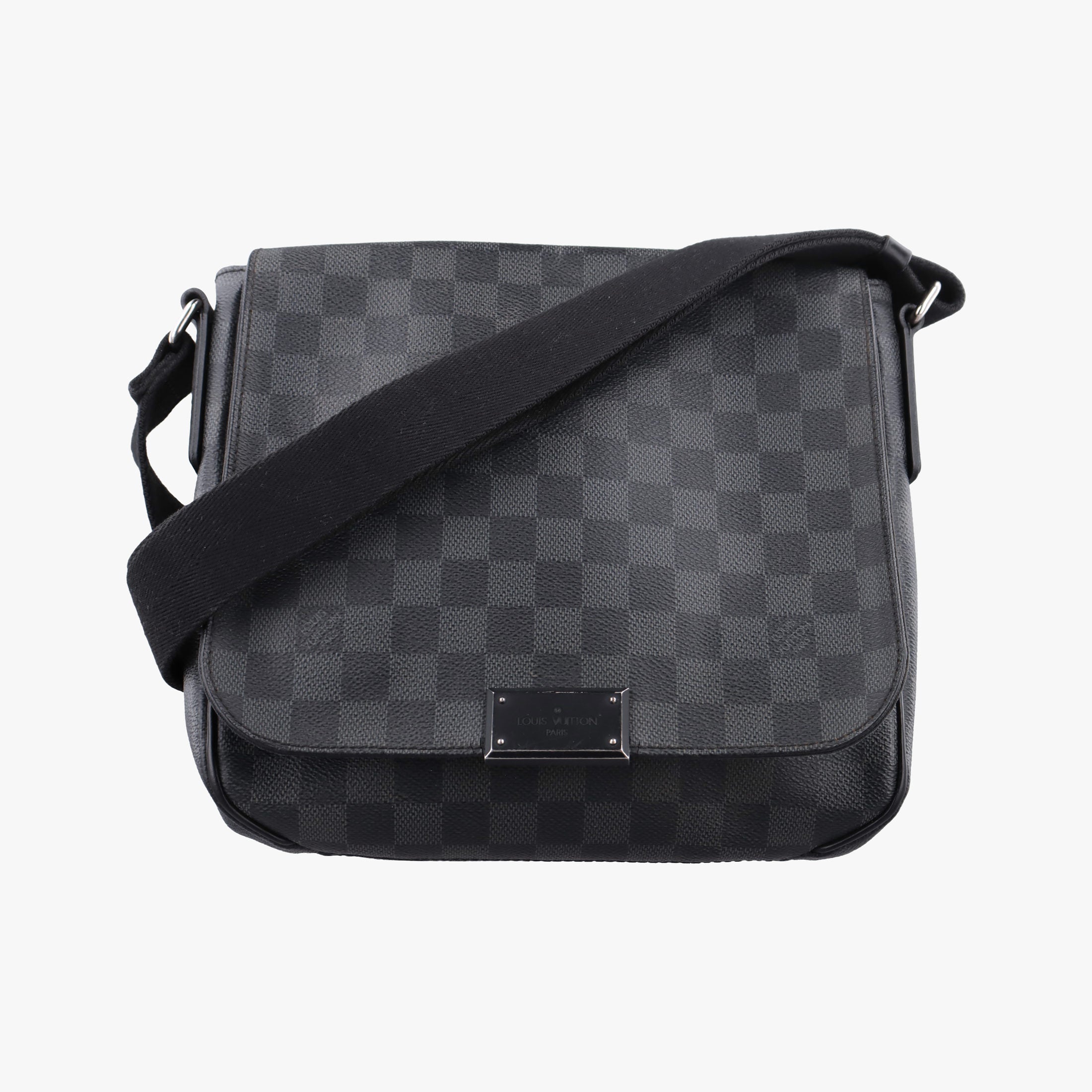 Pre-owned Louis Vuitton District PM Noir Damier GRAPHITE N41260 shoulderbag | stylenewstar