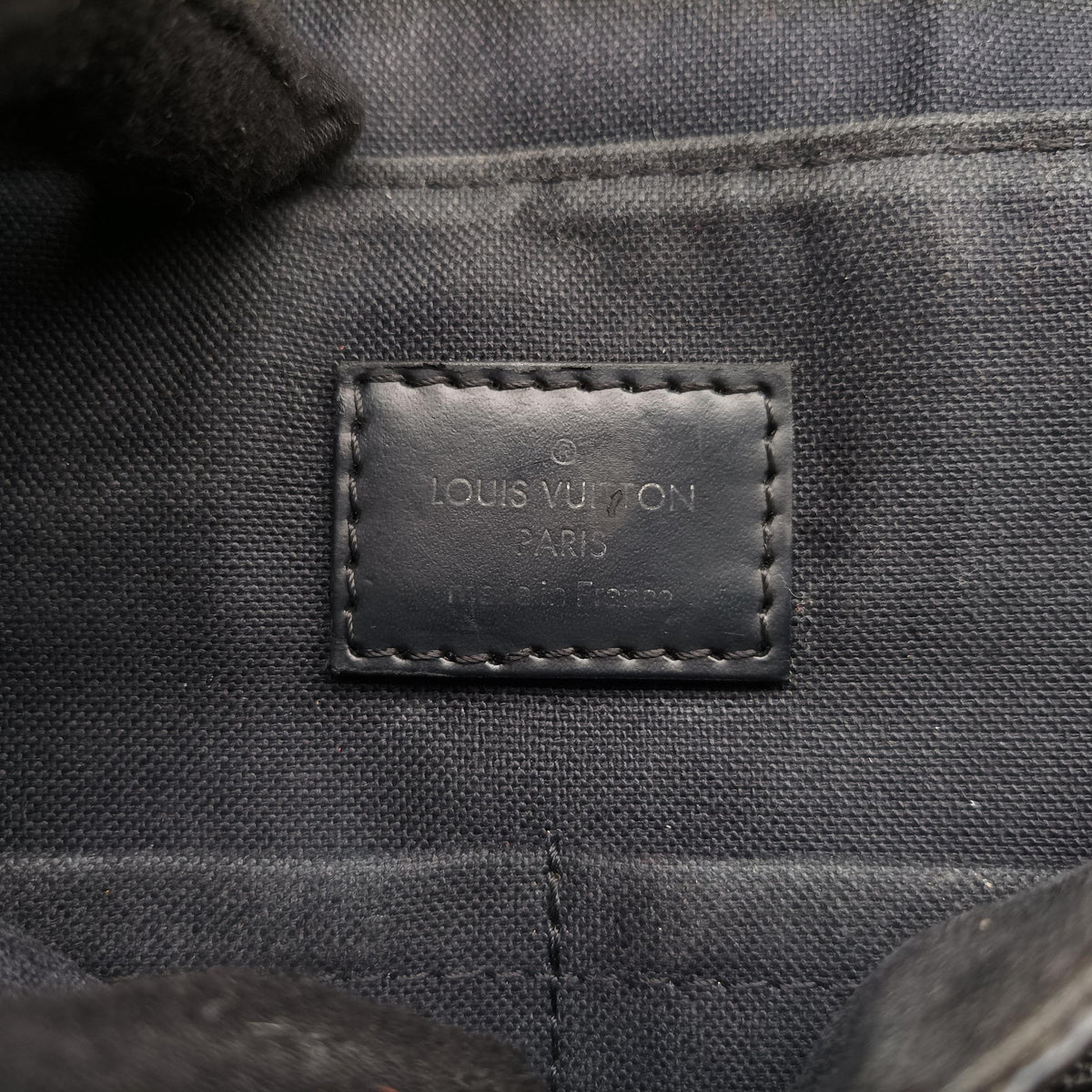Vintage Louis Vuitton District PM Noir Damier GRAPHITE N41260 shoulderbag | stylenewstar