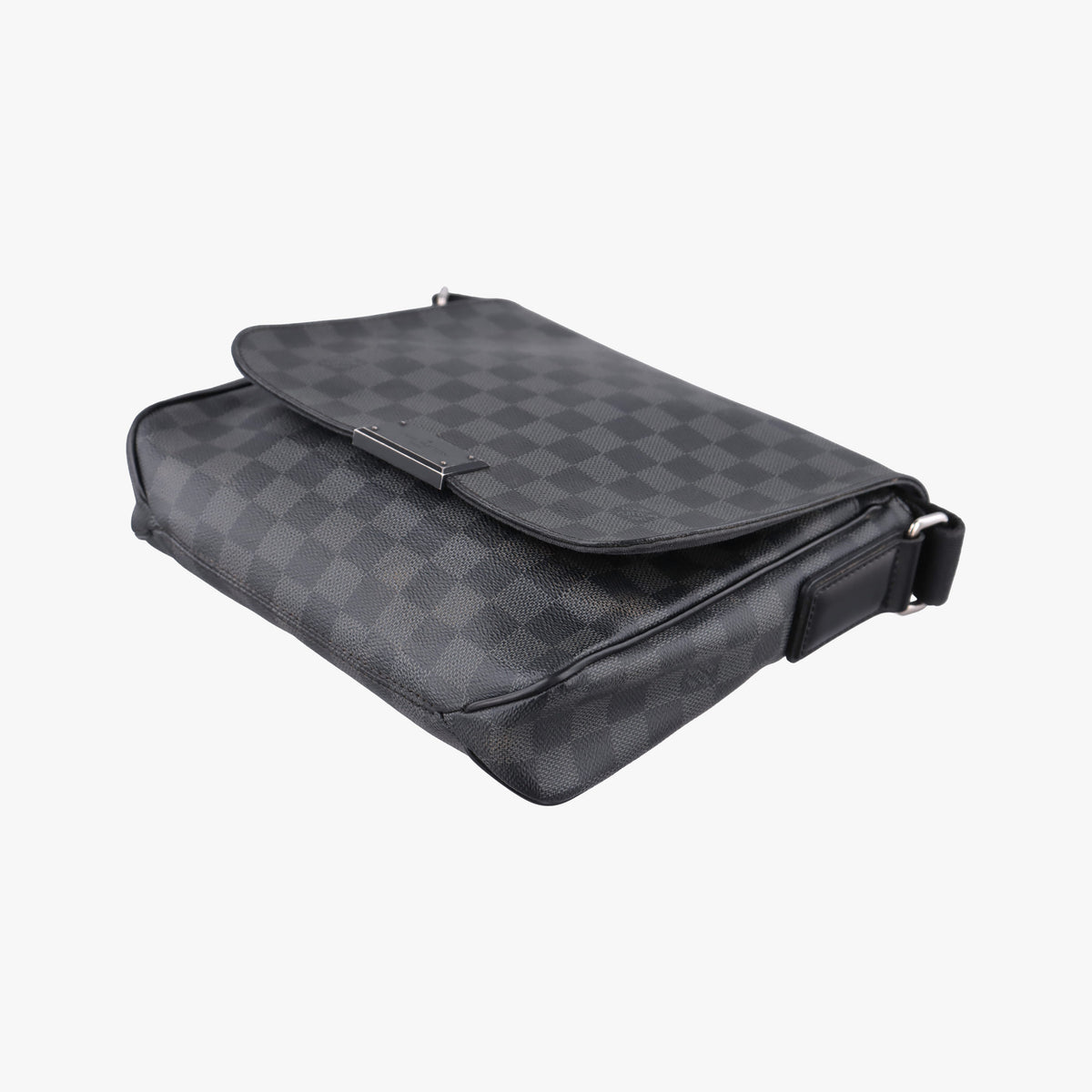 Pre-owned Louis Vuitton District PM Noir Damier GRAPHITE N41260 shoulderbag | stylenewstar