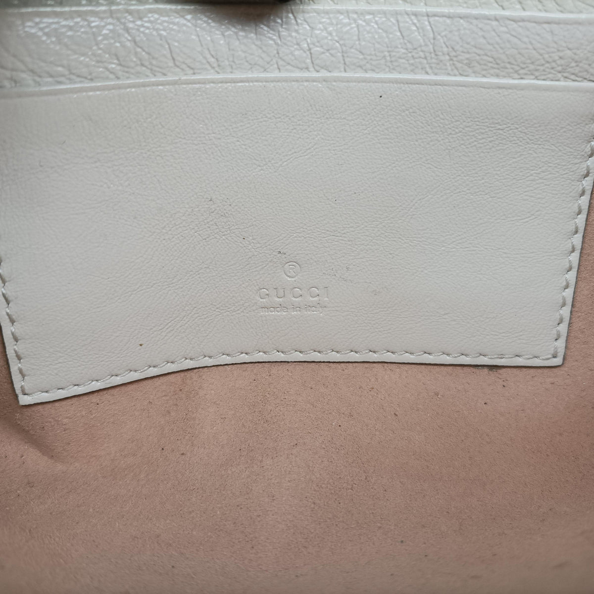 Vintage Gucci Rajah White Leather 573797 shoulderbag | stylenewstar