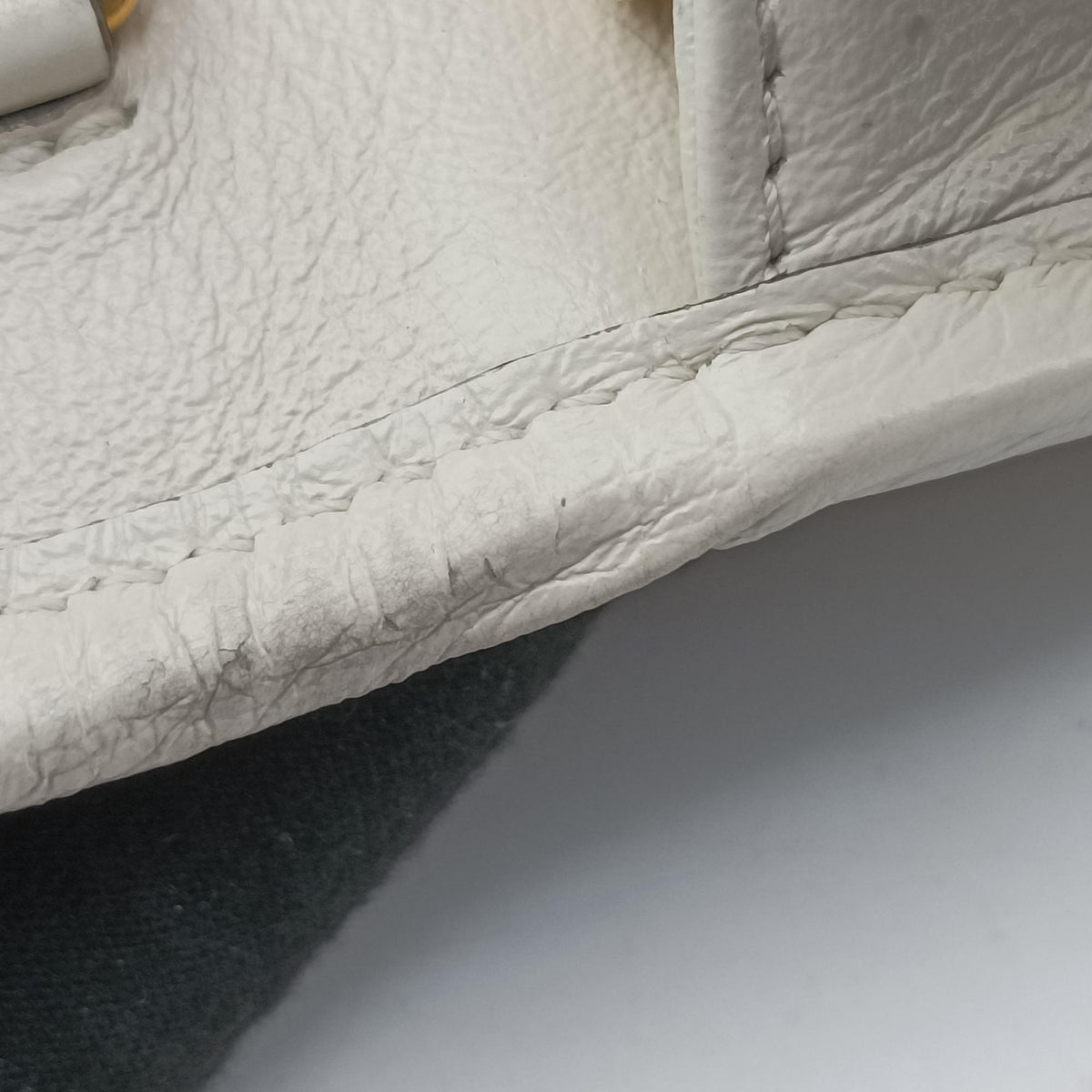 Vintage Gucci Rajah White Leather 573797 shoulderbag | stylenewstar