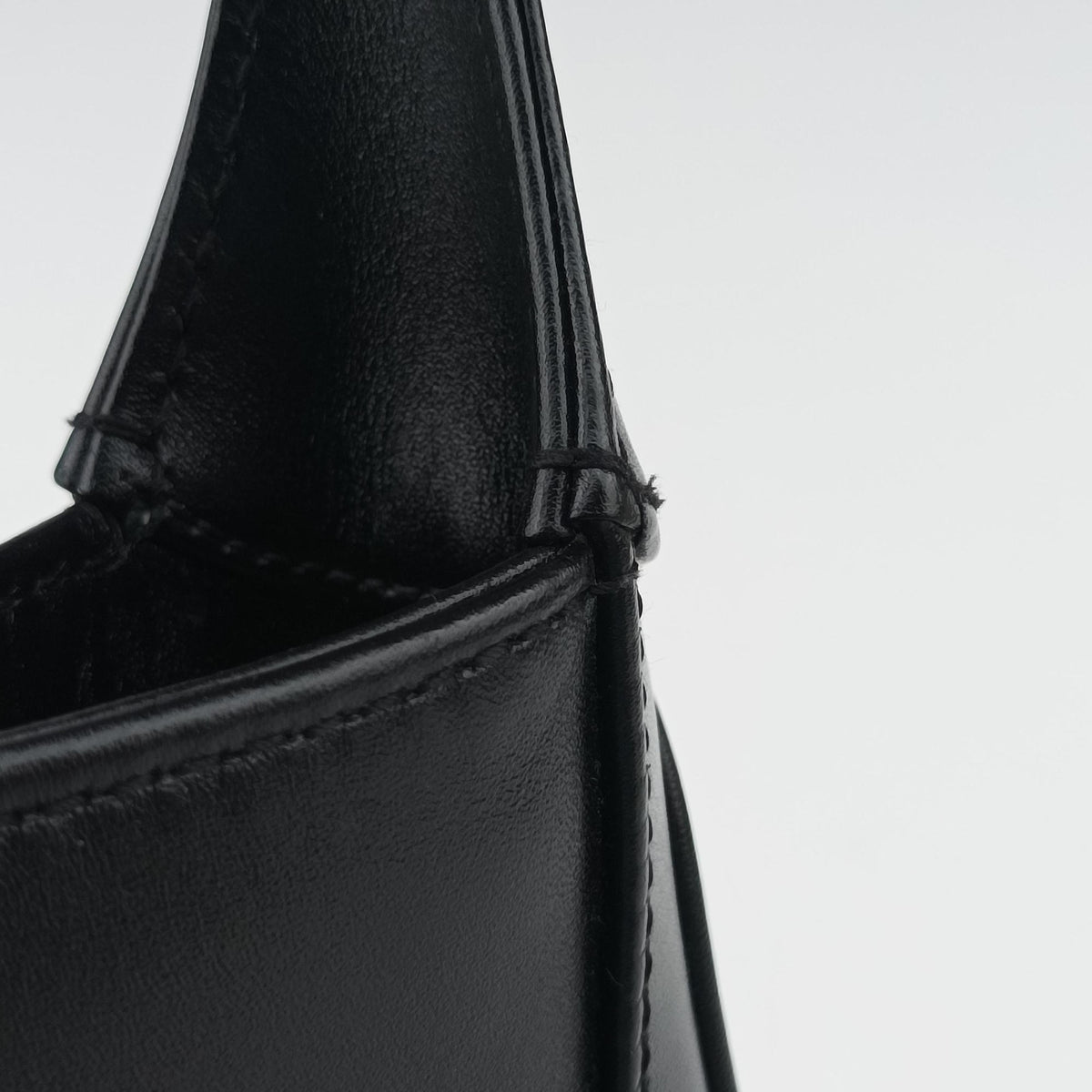 Pre-owned Gucci JACKIE 1961 Black Leather 637091 shoulderbag | stylenewstar