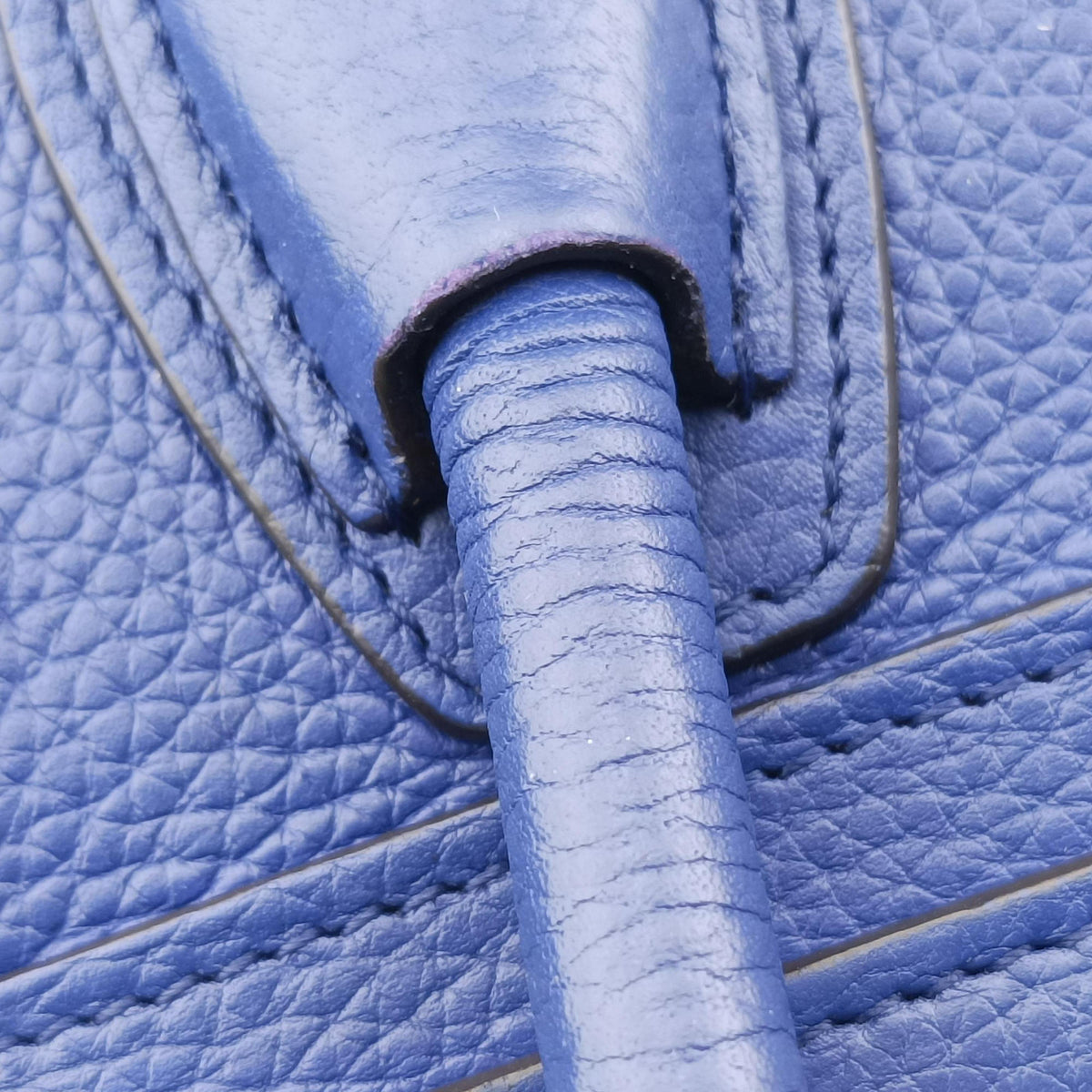 Secondhand Celine luggage nano shopper Blue leather  shoulderbag | stylenewstar