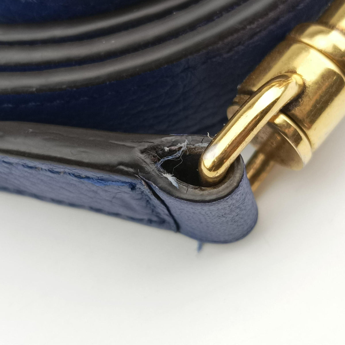 Secondhand Celine luggage nano shopper Blue leather  shoulderbag | stylenewstar