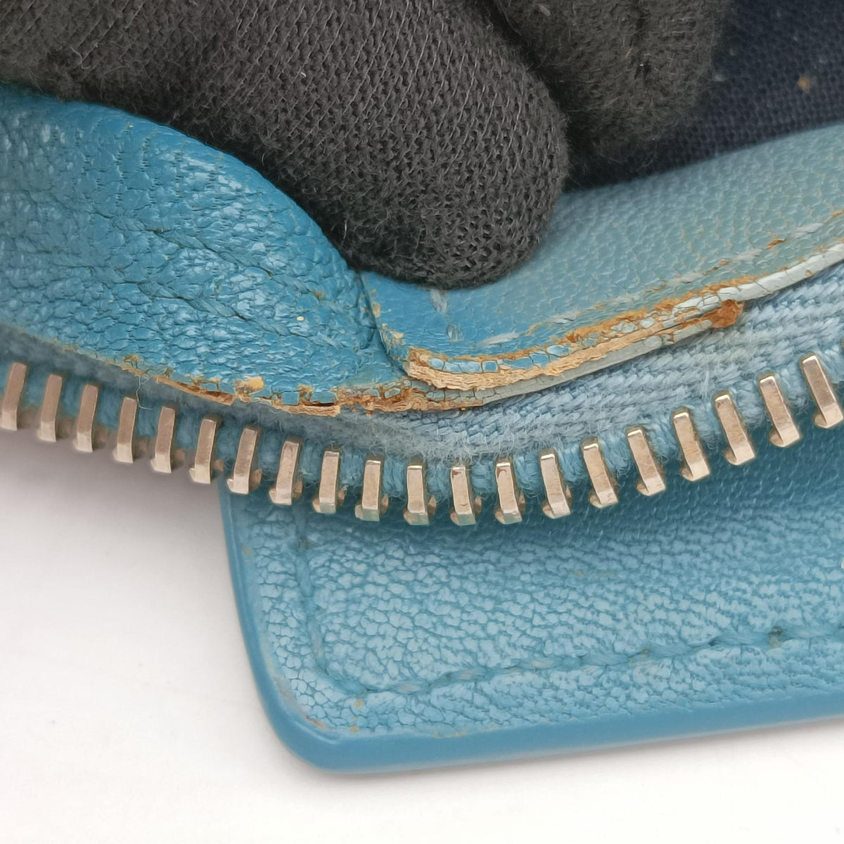 Pre-owned Yves Saint Laurent Y LIGNE Petit Cabas Blue Leather 275091 handbag | stylenewstar