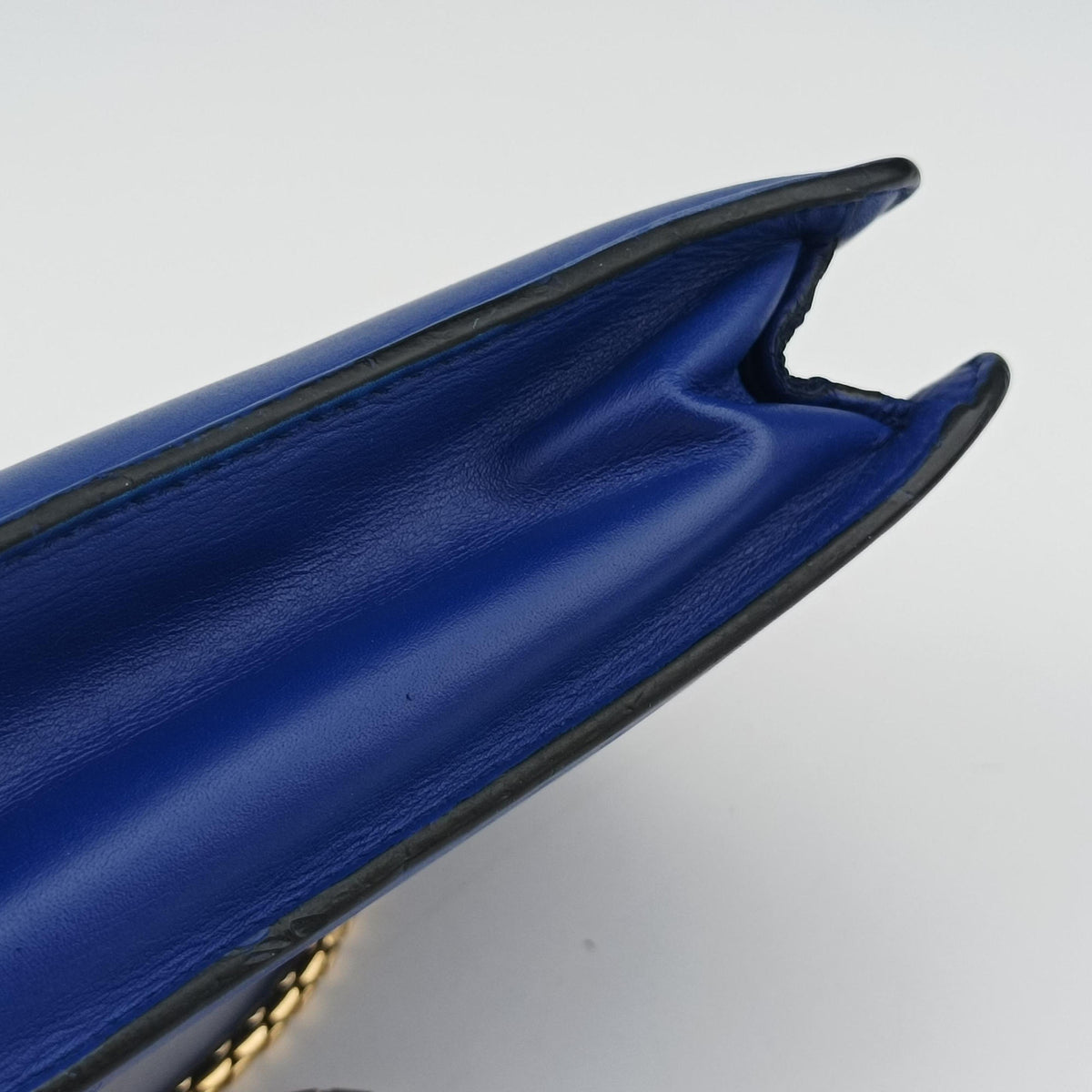 Pre-owned Bvlgari Serpenti Blue Galuchat Skin×Leather  shoulderbag | stylenewstar
