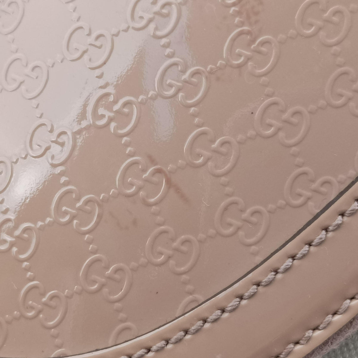 Pre-owned Gucci Microguccissima Beige Patent Leather 309617 shoulderbag | stylenewstar
