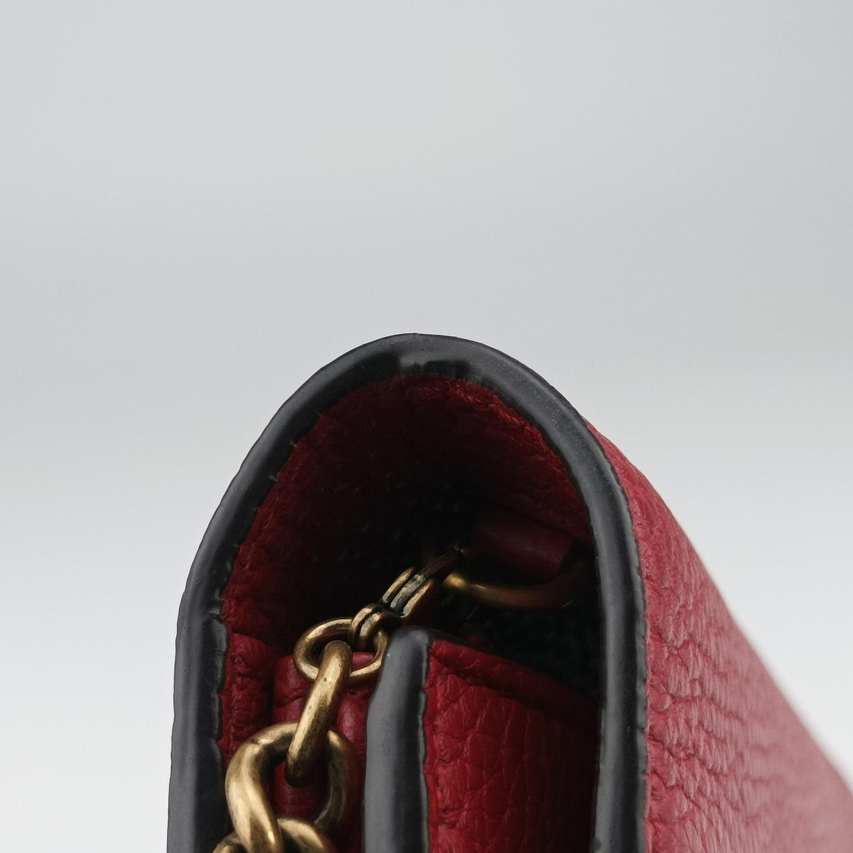 Pre-owned Gucci GG Marmont Red Leather 401232 shoulderbag | stylenewstar