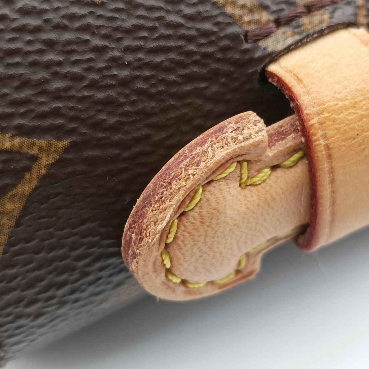 Pre-owned Louis Vuitton Pochette Metis MM Brown Monogram Canvas M44875 shoulderbag | stylenewstar