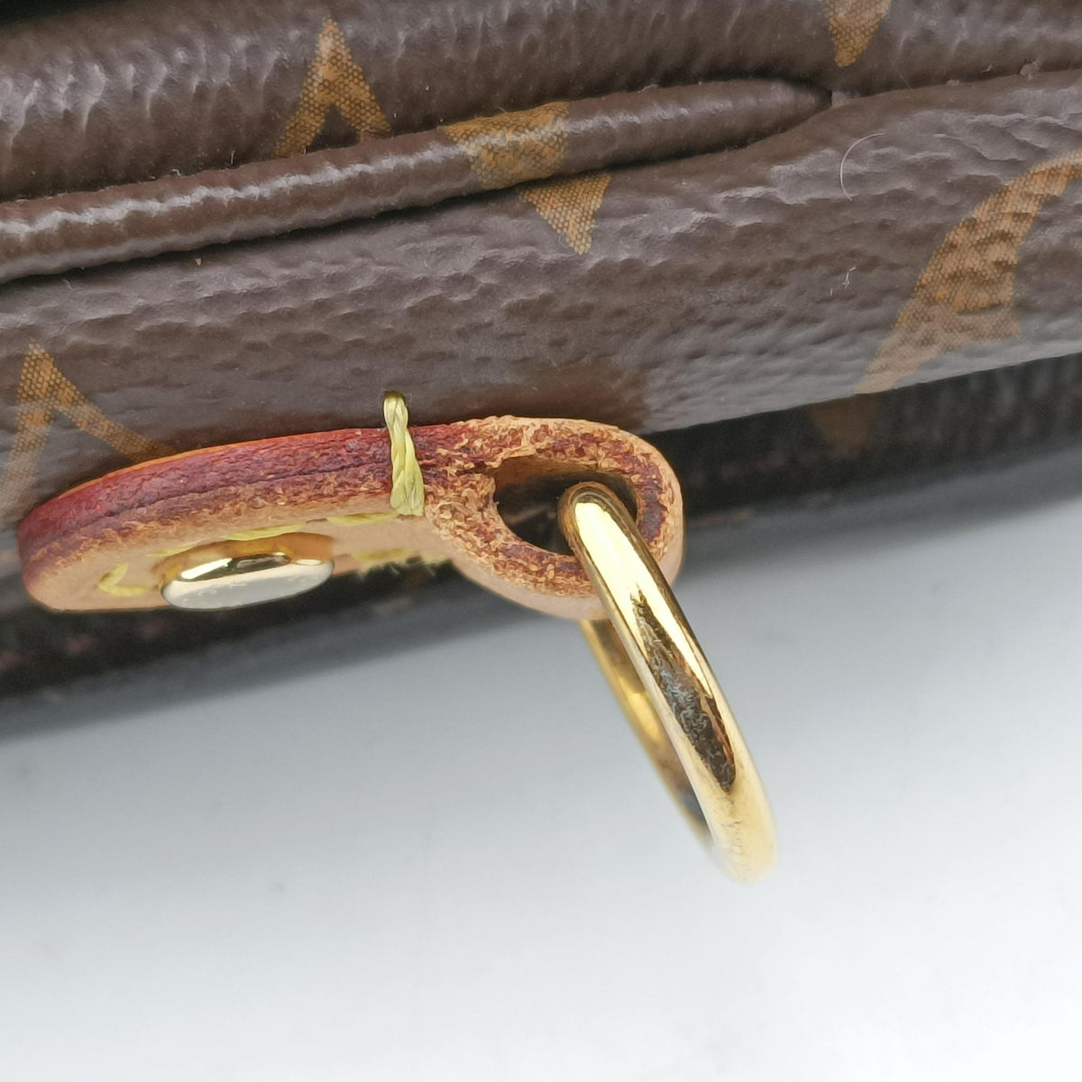 Pre-owned Louis Vuitton Pochette Metis MM Brown Monogram Canvas M44875 shoulderbag | stylenewstar