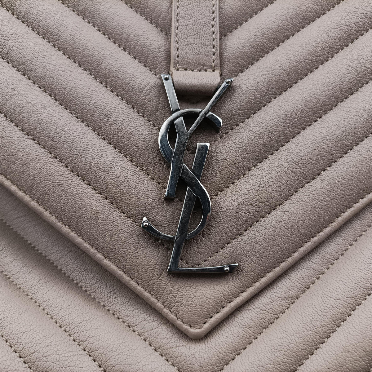 Pre-owned Yves Saint Laurent COLLEGE Beige Leather 487212 shoulderbag | stylenewstar