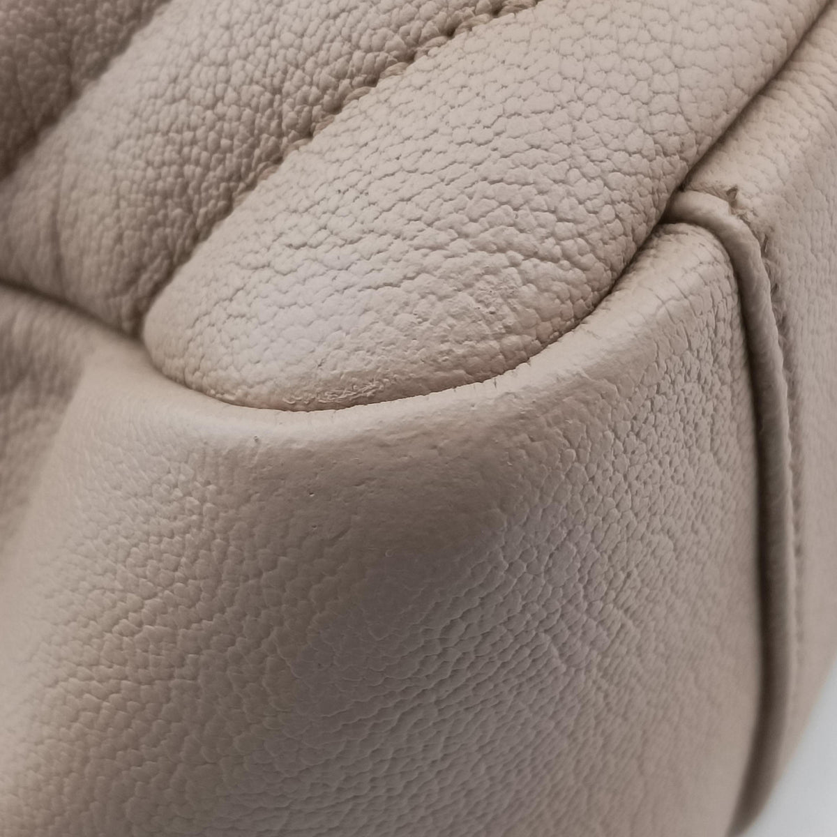 Pre-owned Yves Saint Laurent COLLEGE Beige Leather 487212 shoulderbag | stylenewstar