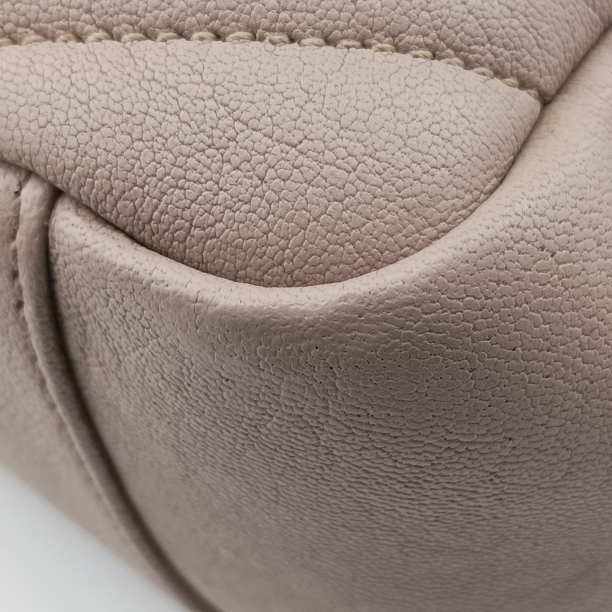 Pre-owned Yves Saint Laurent COLLEGE Beige Leather 487212 shoulderbag | stylenewstar