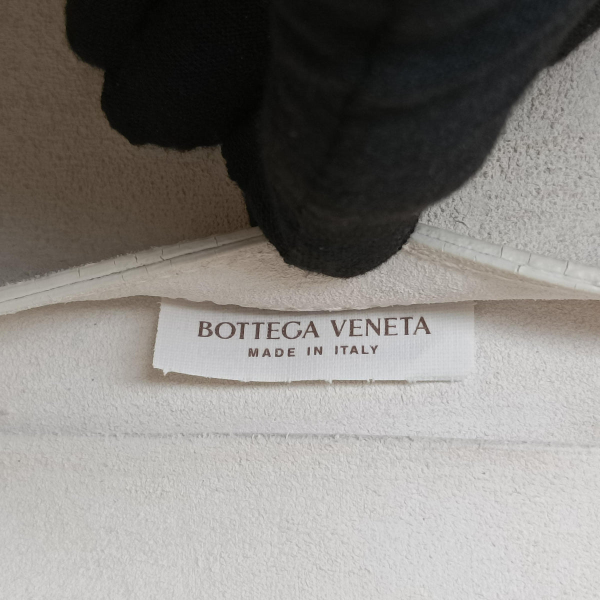 Pre-owned Bottega Veneta The Arcotote White lambskin  handbag | stylenewstar