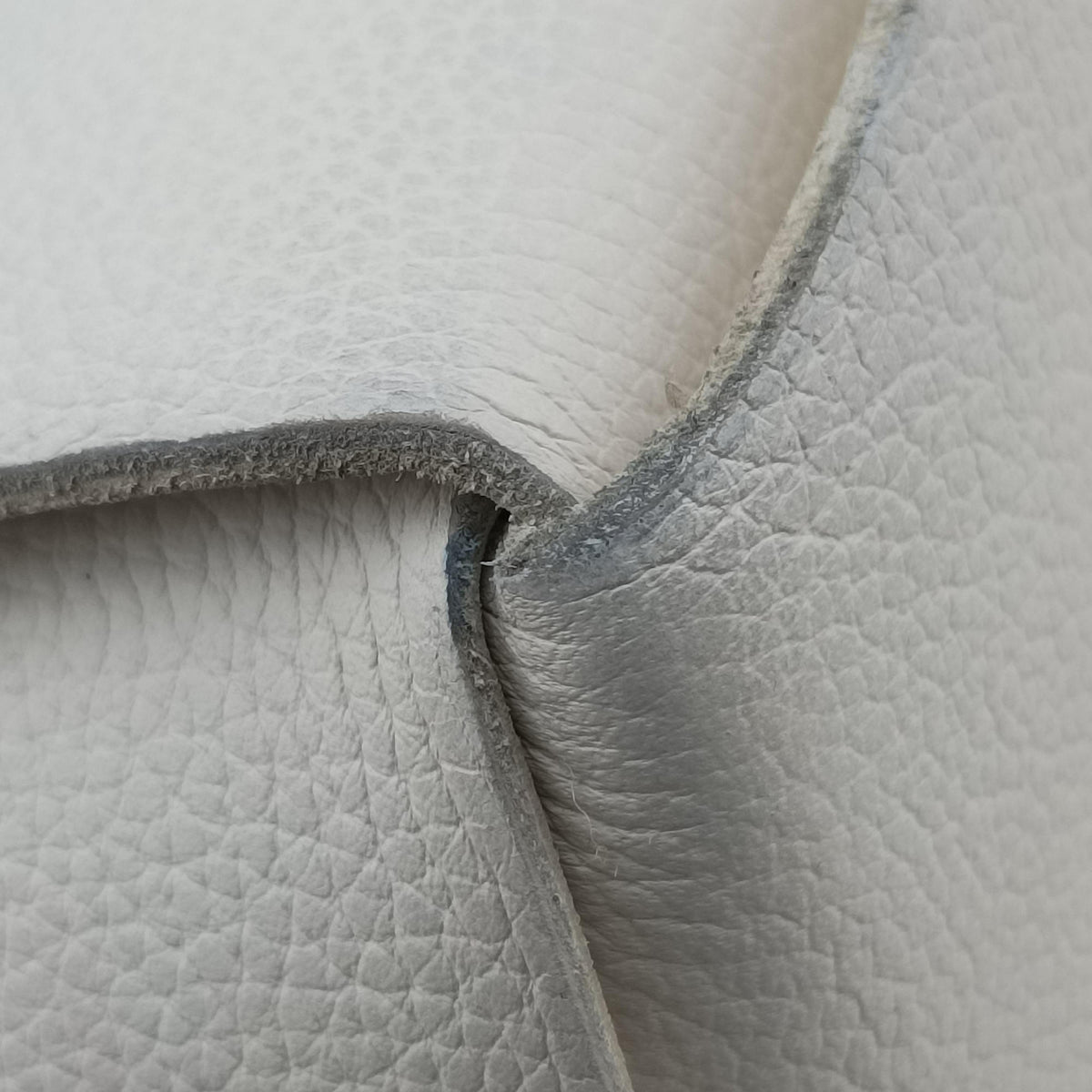 Pre-owned Bottega Veneta The Arcotote White lambskin  handbag | stylenewstar