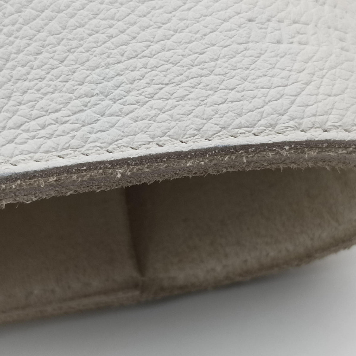 Pre-owned Bottega Veneta The Arcotote White lambskin  handbag | stylenewstar