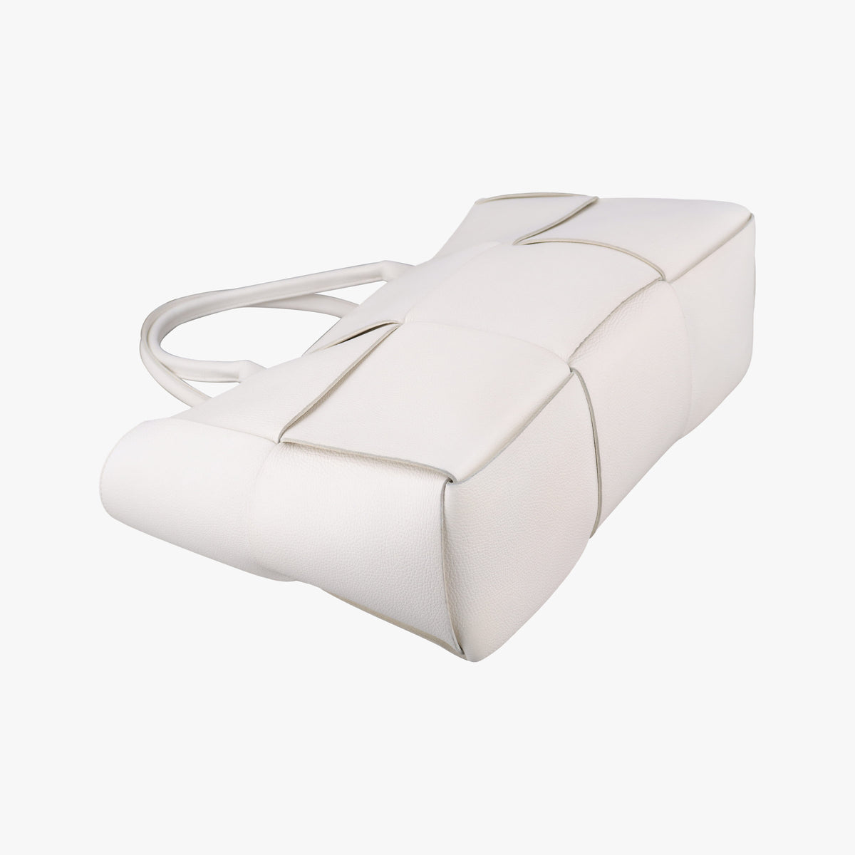 Pre-owned Bottega Veneta The Arcotote White lambskin  handbag | stylenewstar