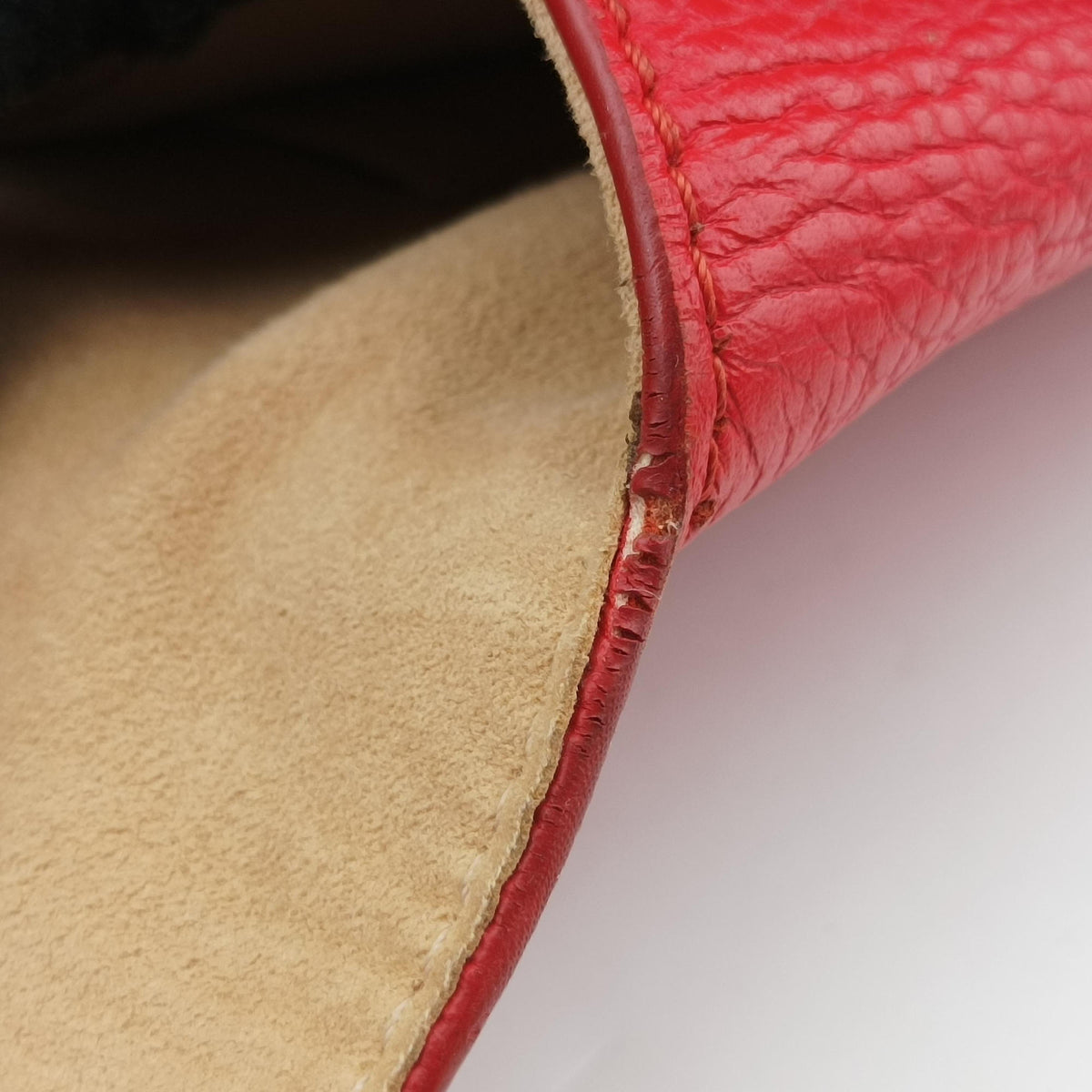 Pre-owned Louis Vuitton VOLTA Parnassus Ruby Taurillon leather M50543 shoulderbag | stylenewstar