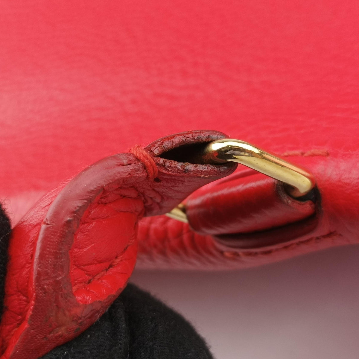 Pre-owned Louis Vuitton VOLTA Parnassus Ruby Taurillon leather M50543 shoulderbag | stylenewstar