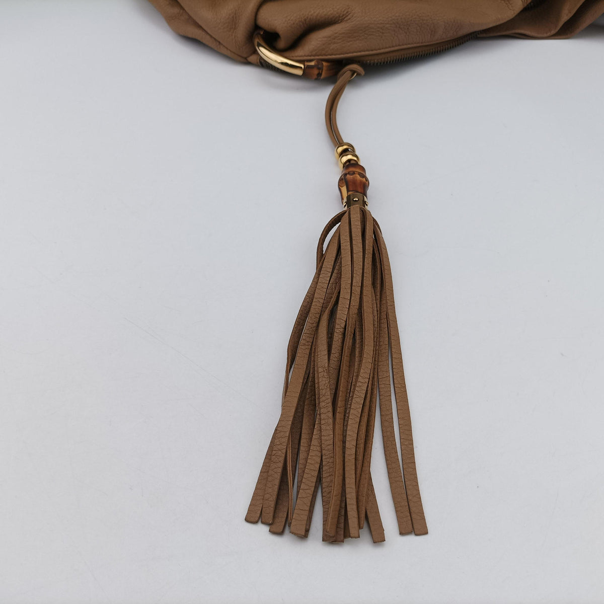 Pre-owned Gucci Jungle hobo Beige leather 232929 shoulderbag | stylenewstar