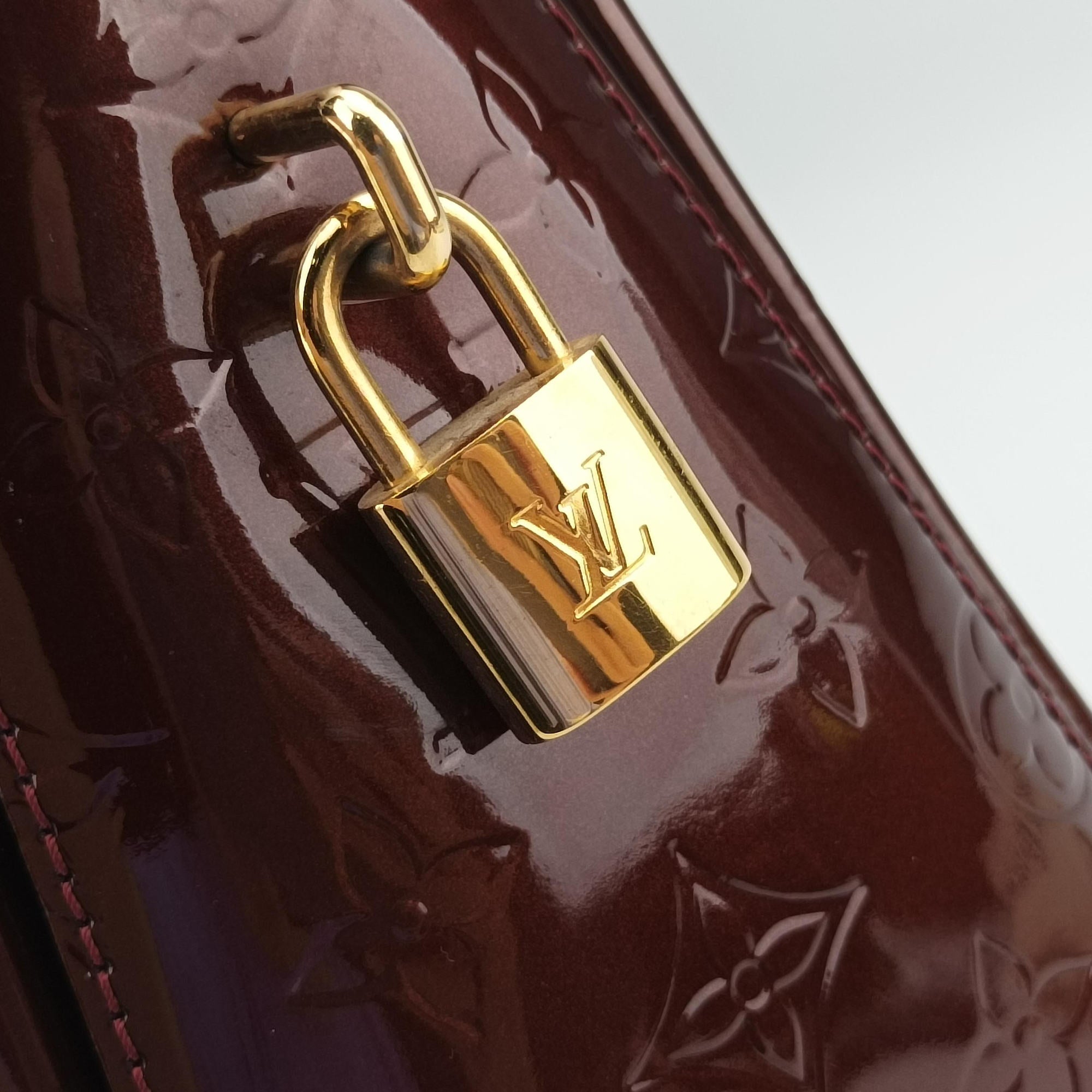 Pre-owned Louis Vuitton MELROSE AVENUE AMARANTE Vernis M93757 handbag | stylenewstar