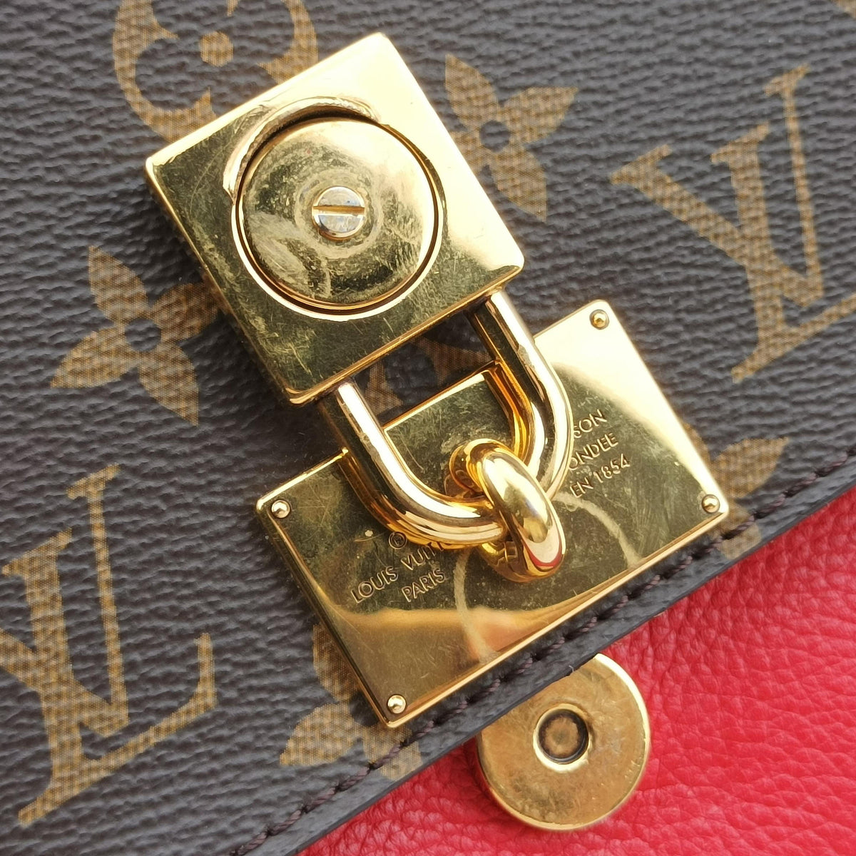 Secondhand Louis Vuitton MARIGNAN Brown × Coquelicot Monogram Canvas×calf leather M44286 shoulderbag | stylenewstar