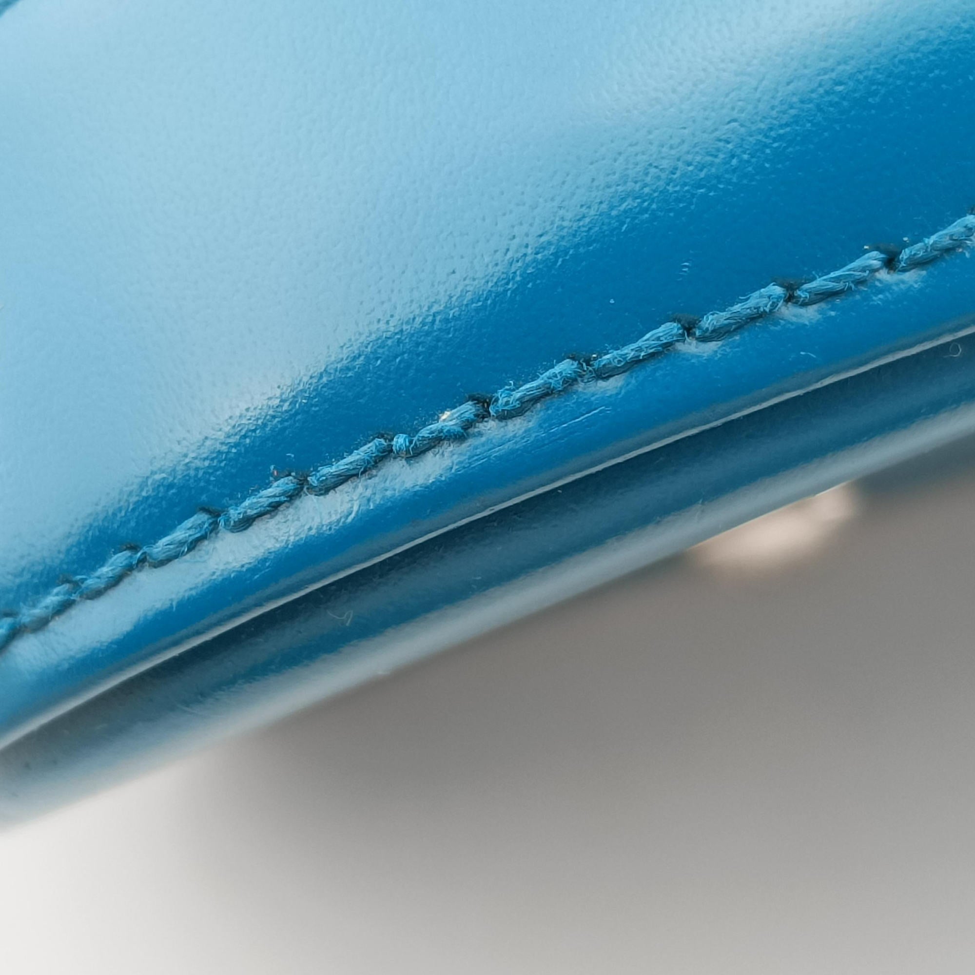 Pre-owned Louis Vuitton Alma PM CYAN Epi M40624 handbag | stylenewstar