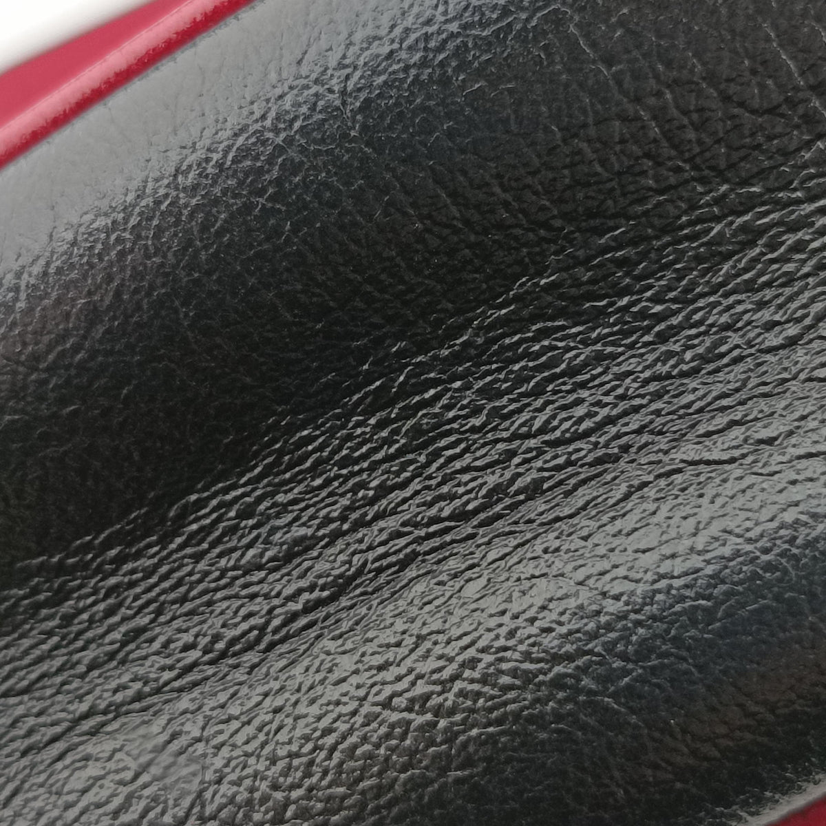 Pre-owned Gucci GG Marmont Black×Red Leather 550154 shoulderbag | stylenewstar