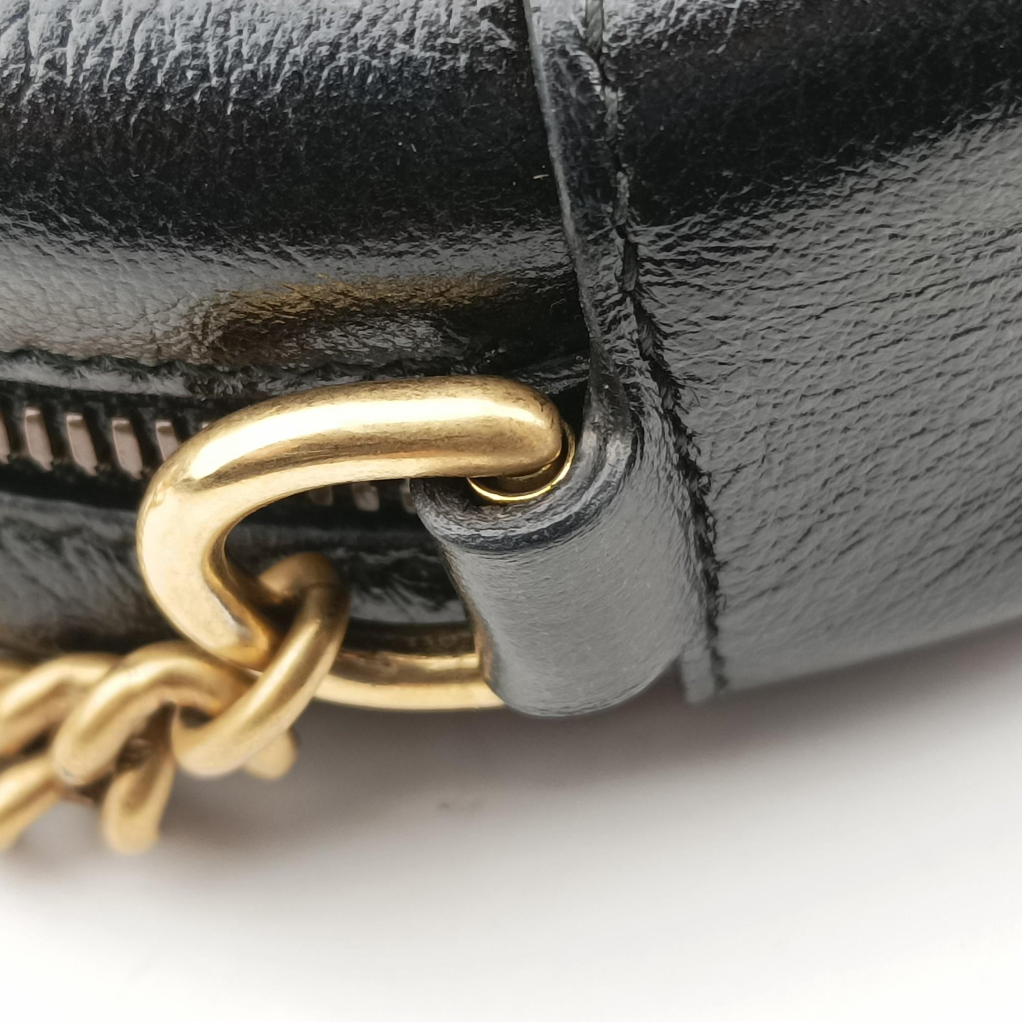 Pre-owned Gucci GG Marmont Black×Red Leather 550154 shoulderbag | stylenewstar