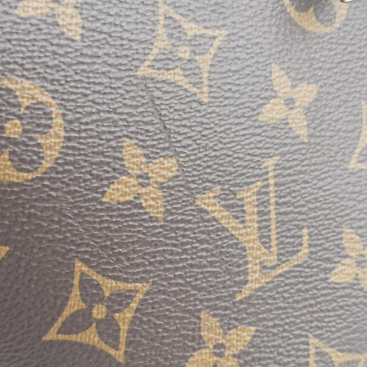 Pre-owned Louis Vuitton NeoNoe BROWN×Rose Poodle Monogram Canvas M44022 shoulderbag | stylenewstar