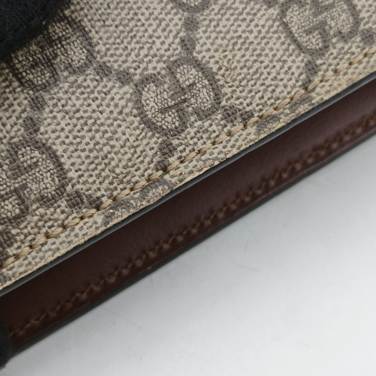 Pre-owned Gucci GG SUPREME beige×brown PVC coated canvas×Leather 409531 handbag | stylenewstar