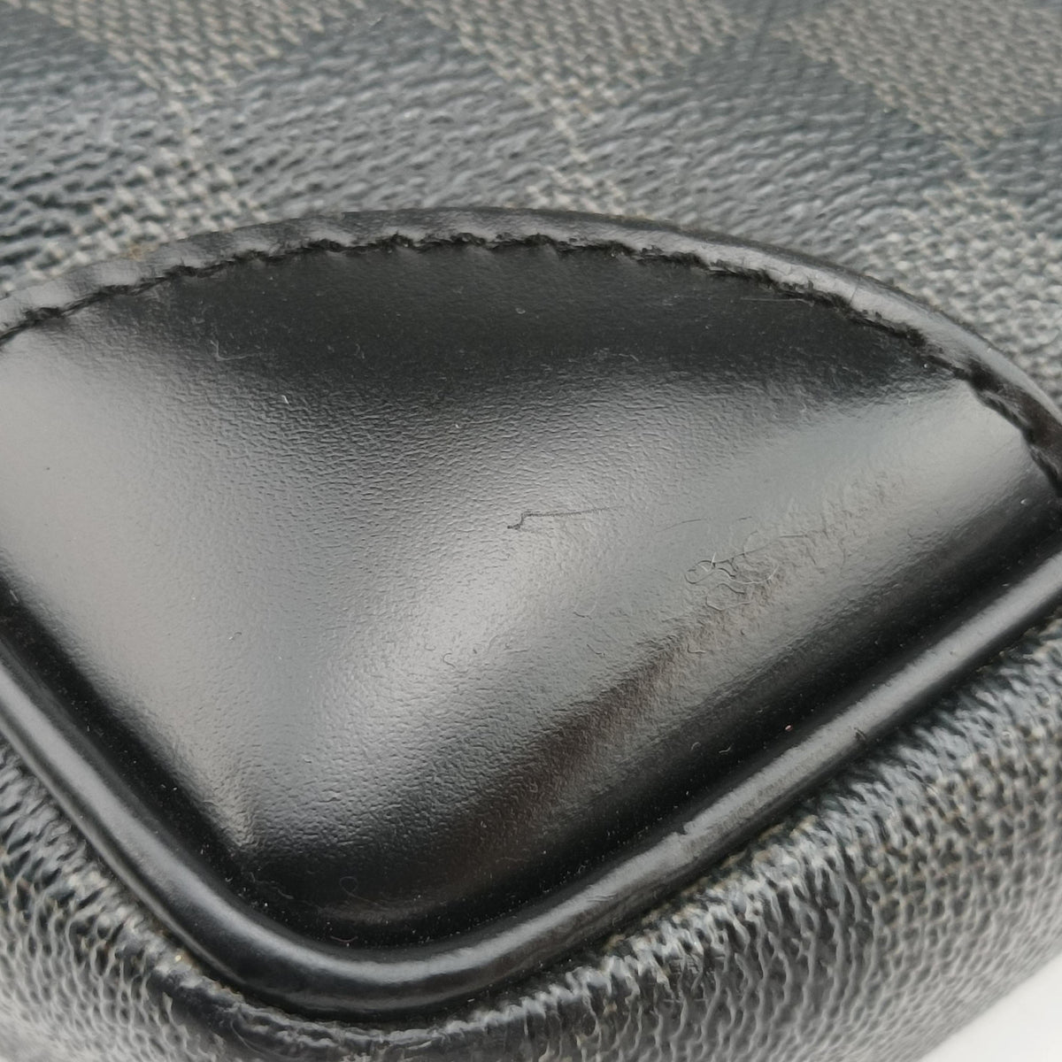 Pre-owned Louis Vuitton Porte Documents Voyage Noir Damier Graphite N41125 handbag | stylenewstar